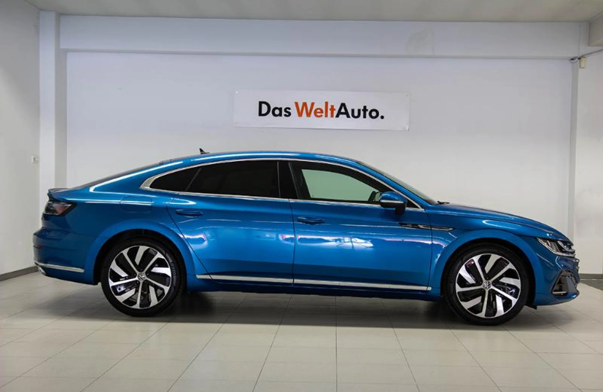 VOLKSWAGEN ARTEON ARTEON R LINE 2.0 TDI 110 KW (150 CV)  AUTOMATICO DSG 7 VEL. - Foto 3