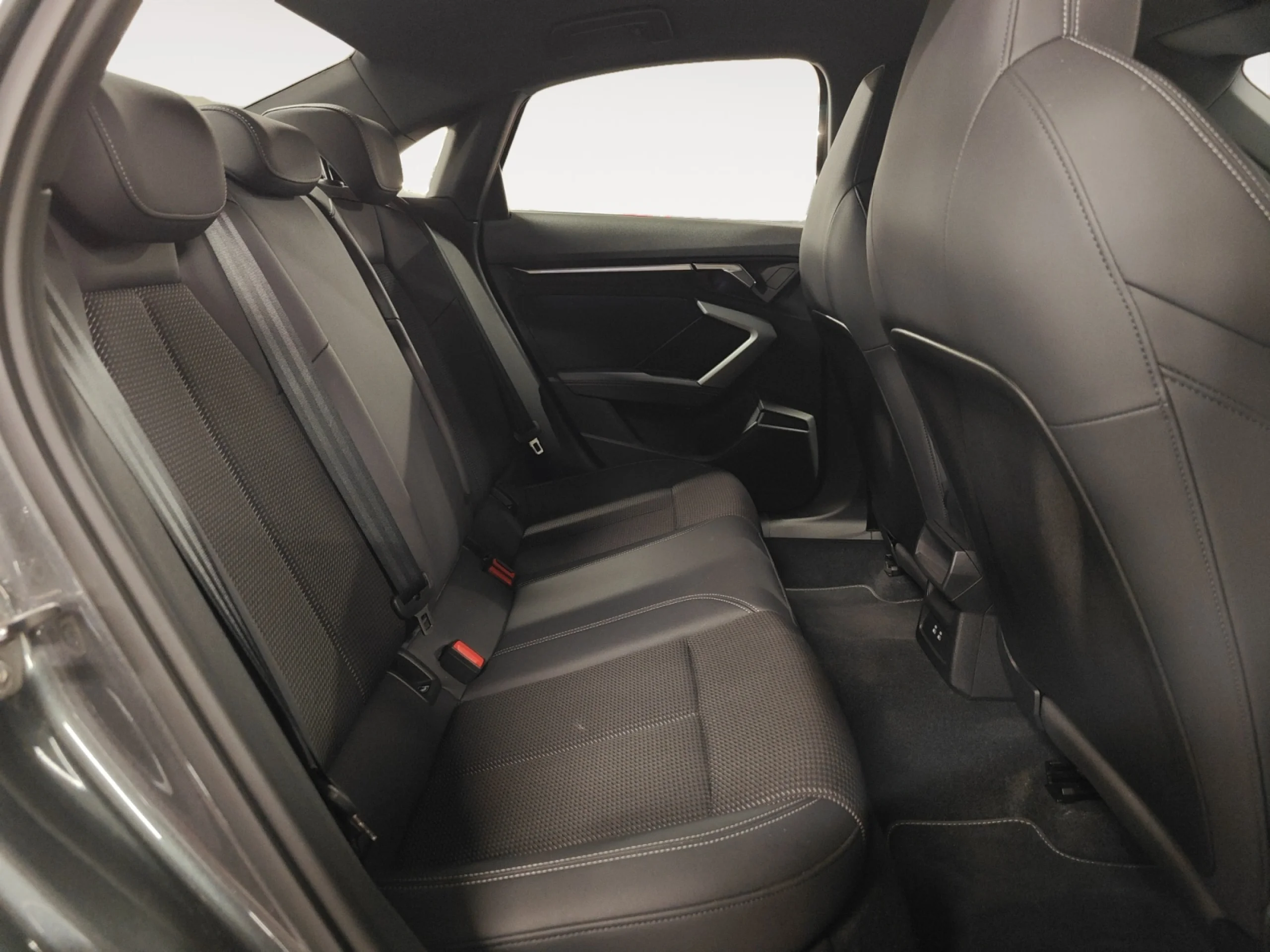 AUDI A3 SEDAN S LINE 35 TDI 110KW S TRONIC - Foto 6