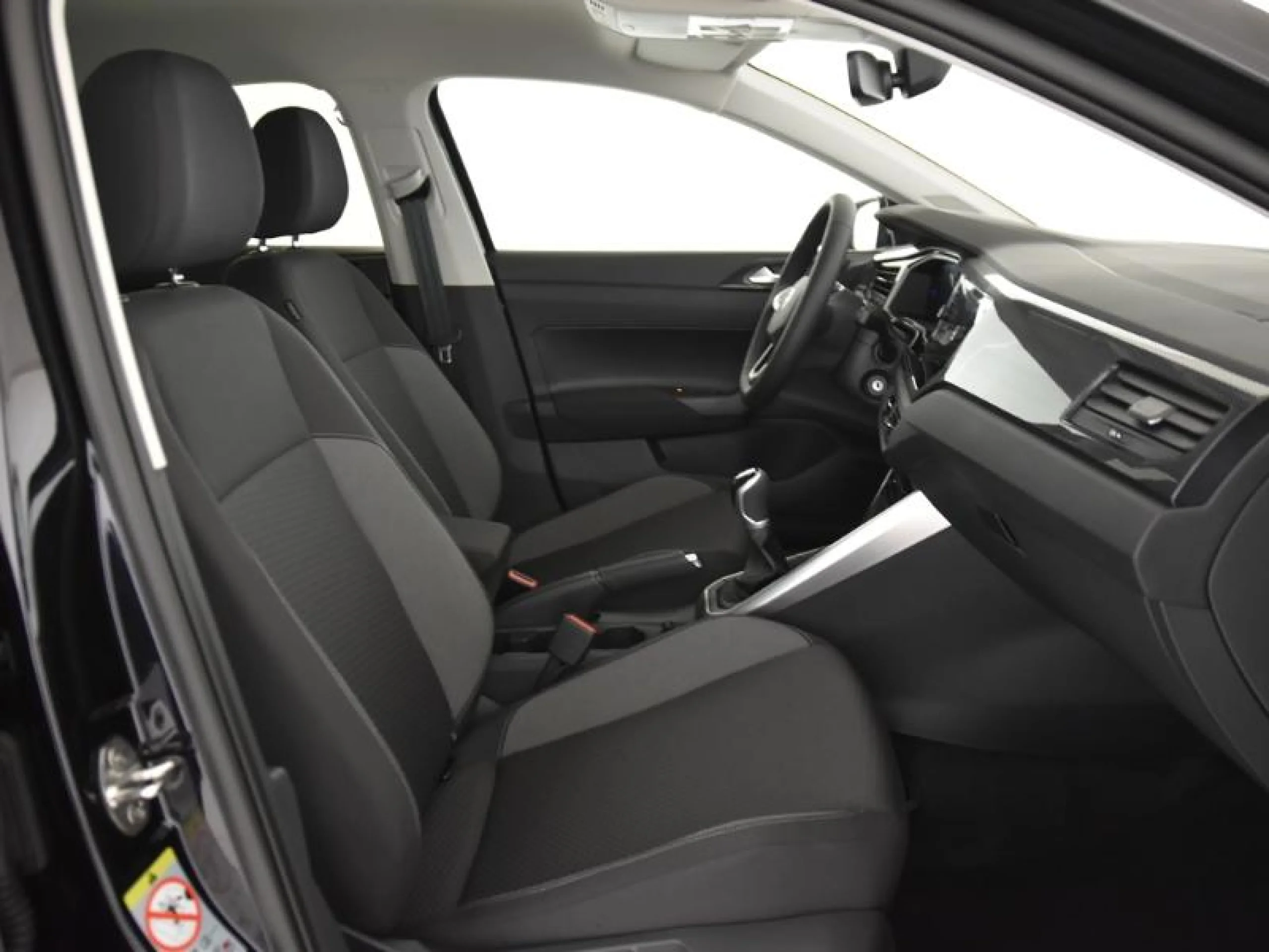 VOLKSWAGEN POLO POLO MÁS 1.0 TSI 70 KW (95 CV)  5 VEL. - Foto 5