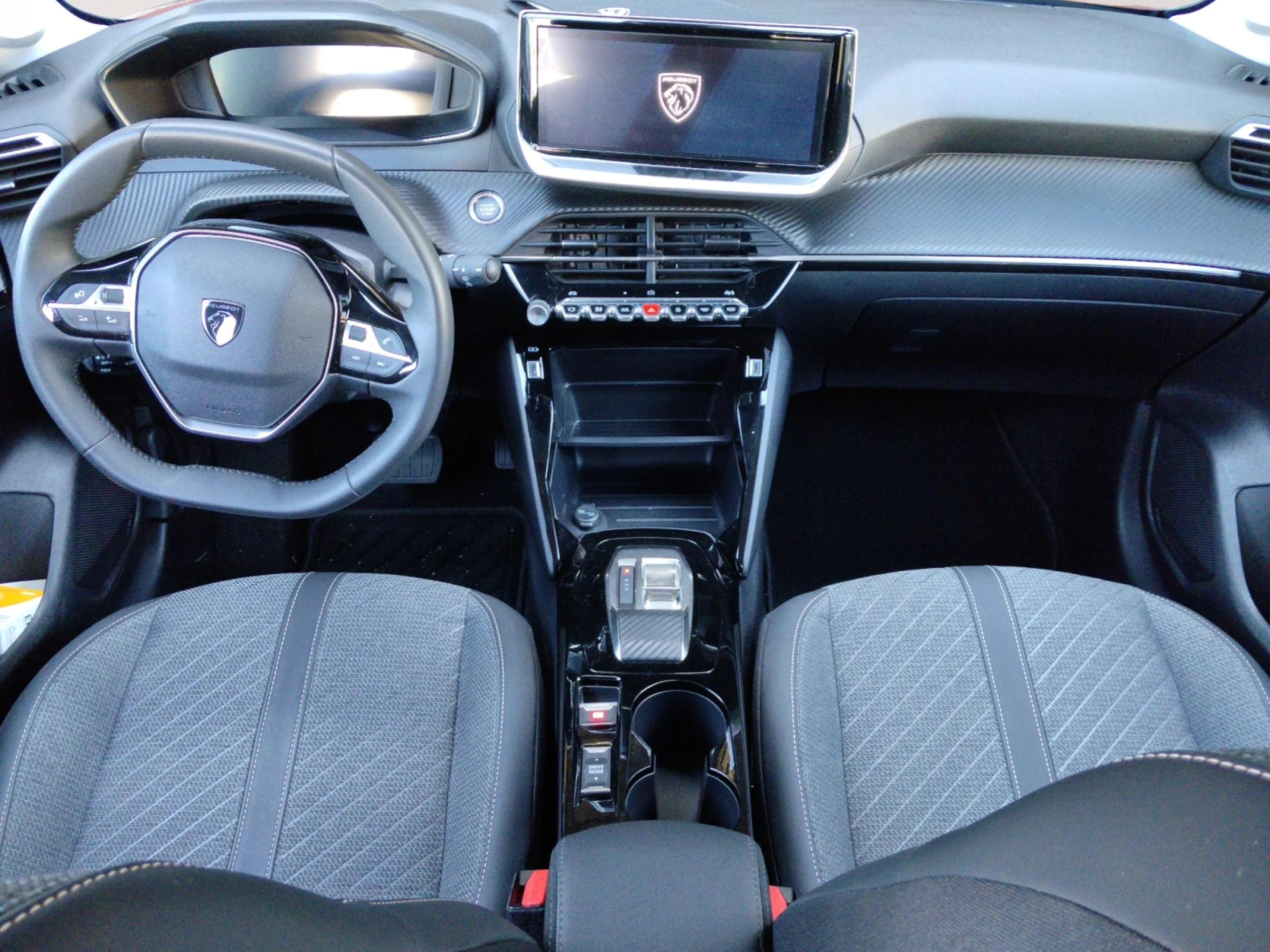 PEUGEOT 208 ALLURE HYBRID 110 EDCS6 - Foto 4