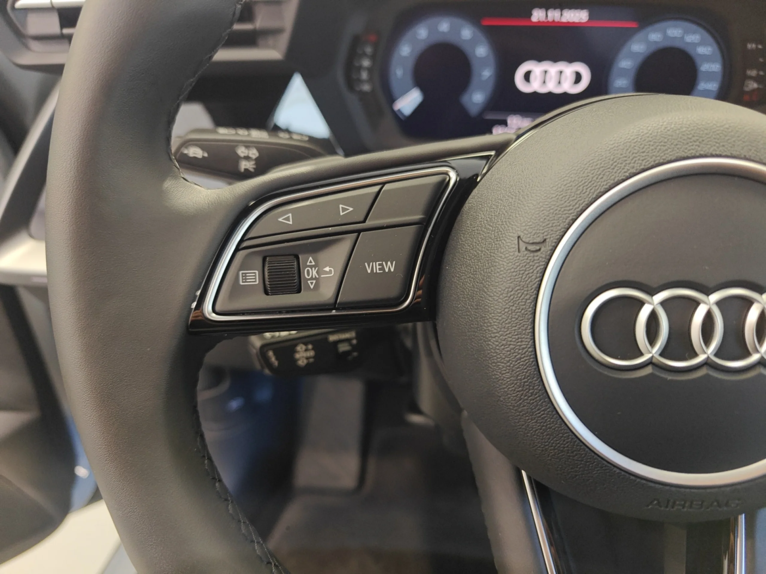 AUDI A3 ALLSTREET ADVANCED 35 TFSI 110KW S TRONI - Foto 11