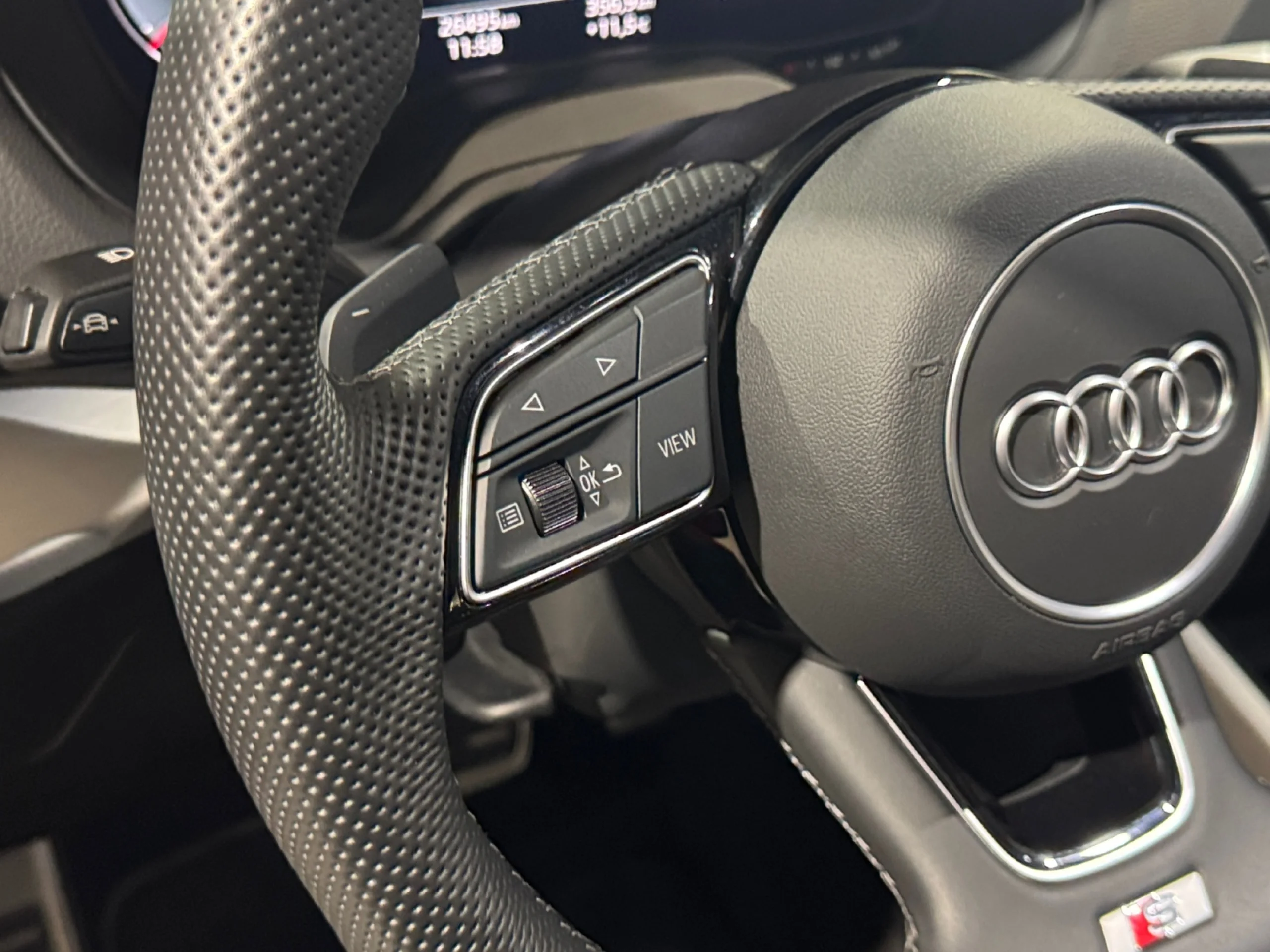 AUDI Q2 ADRENALIN 35 TDI 110KW (150CV) S TRONIC - Foto 11