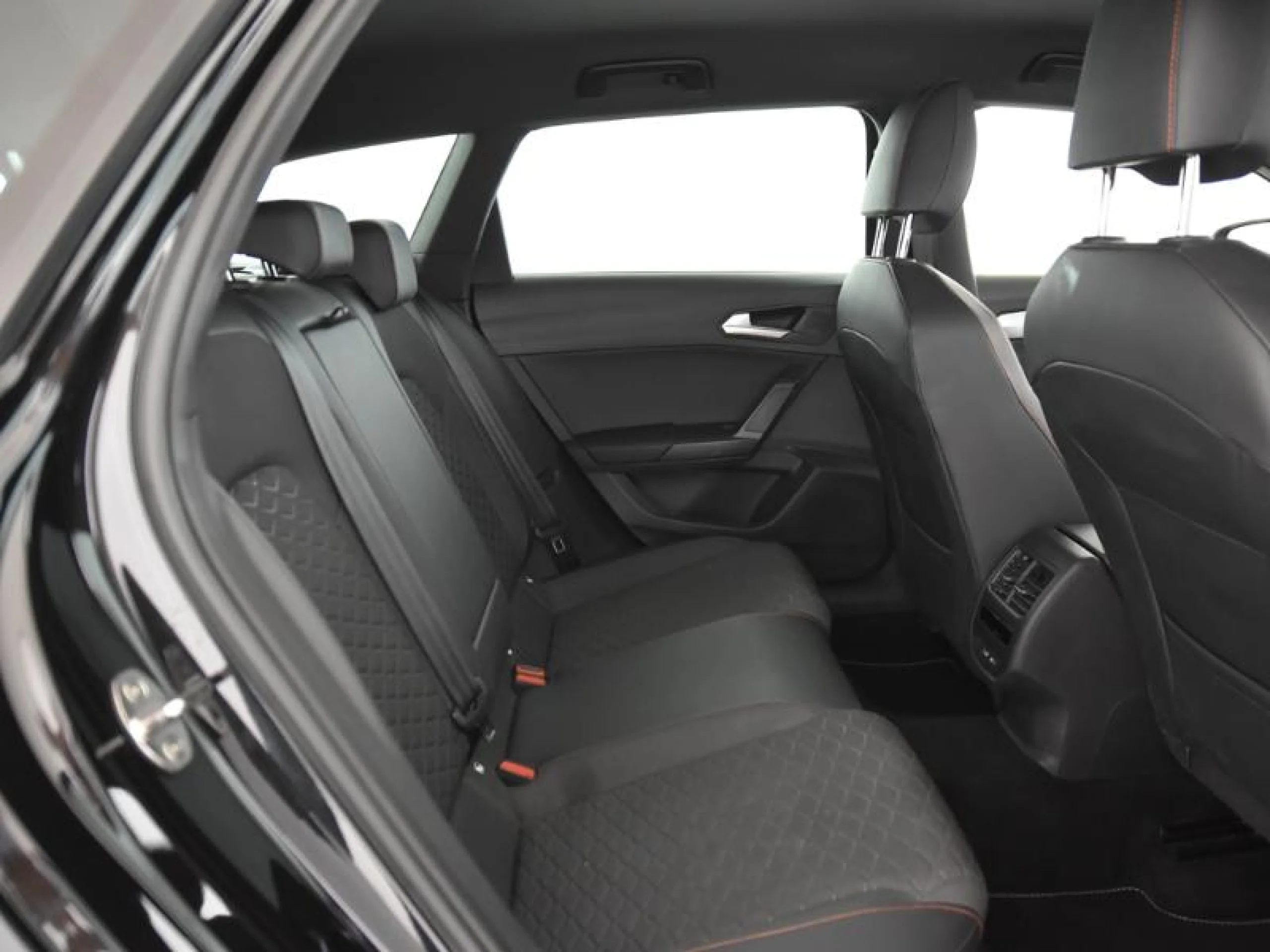 SEAT LEON SP 1.5 ETSI 110KW DSG S&S FR SPECIAL ED - Foto 5