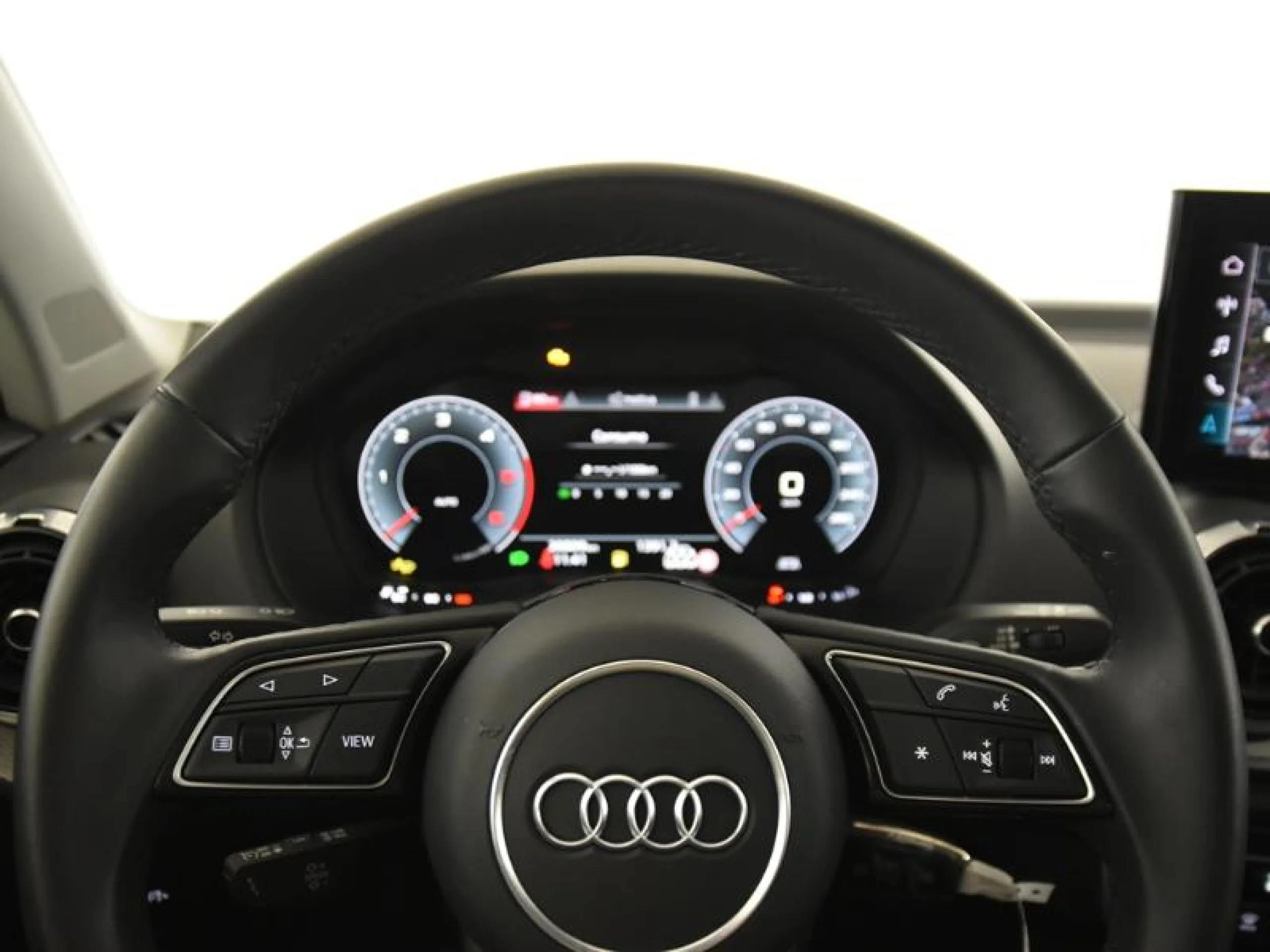 AUDI Q2 ADRENALIN 30 TFSI 85KW (116CV) - Foto 14