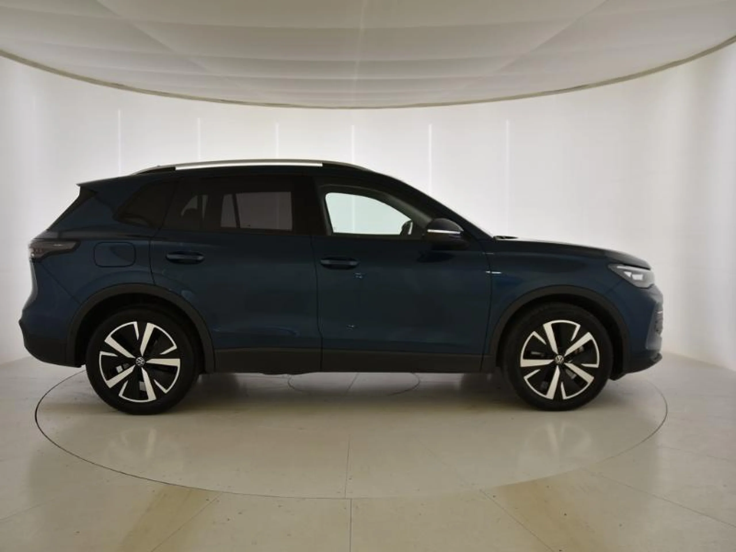 VOLKSWAGEN TIGUAN ··MÁS·· 2.0 TDI 110KW (150CV) DSG - Foto 3