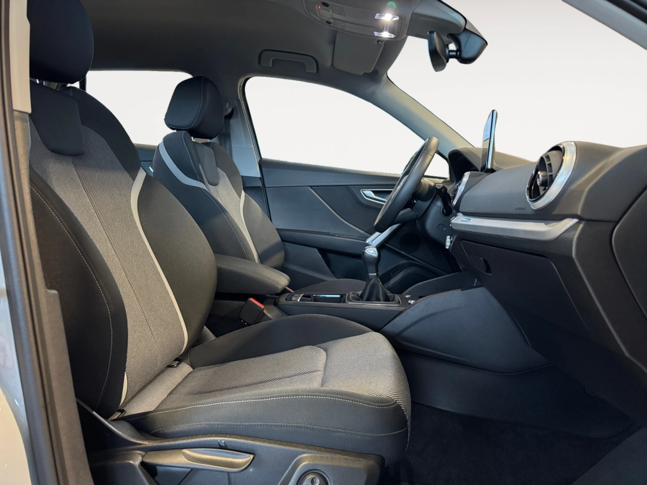 AUDI Q2 S LINE 30 TFSI 85KW (116CV) - Foto 5