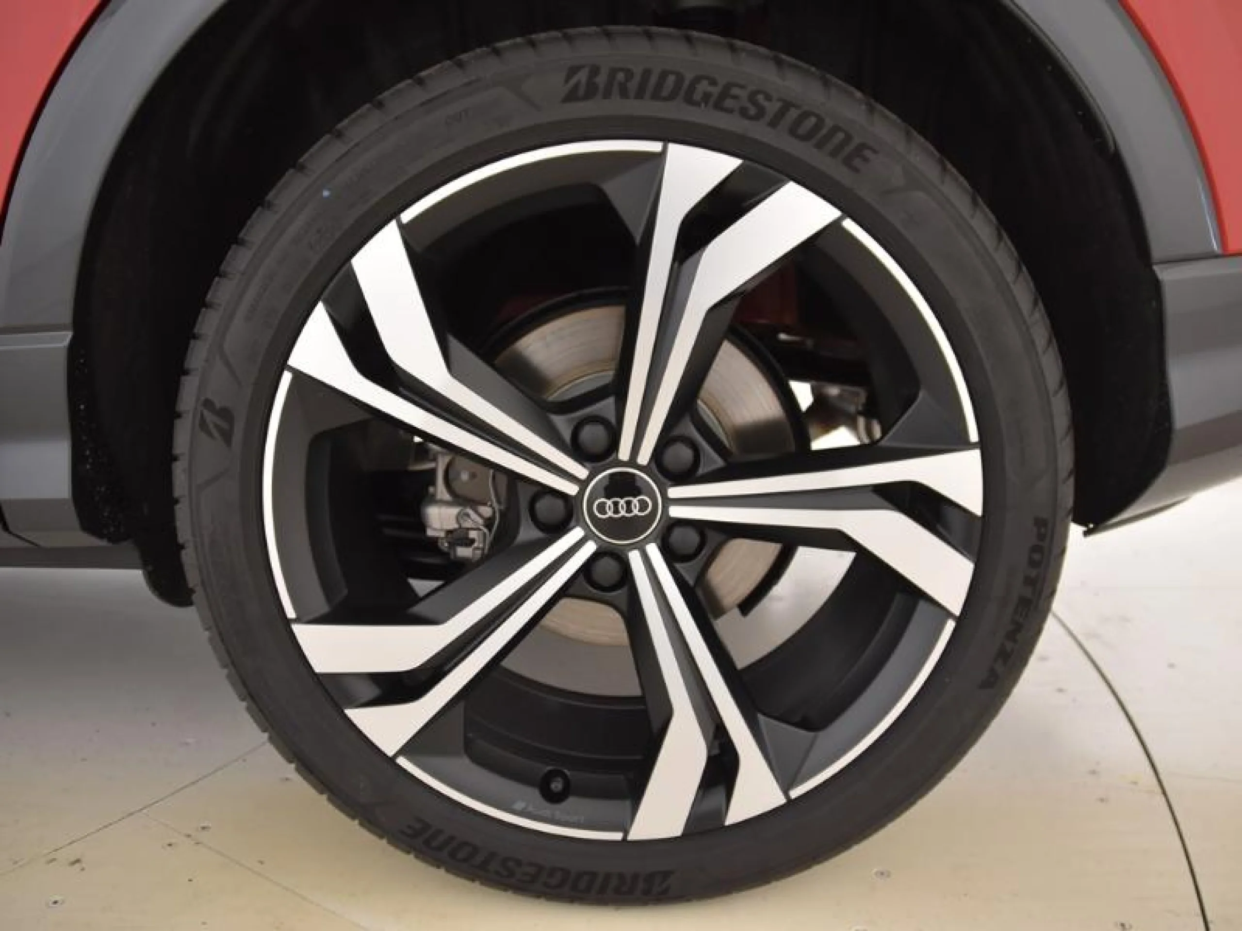 AUDI Q3 SPORTBACK BLACK LINE 35 TDI 110KW (150CV) S TRONIC - Foto 8