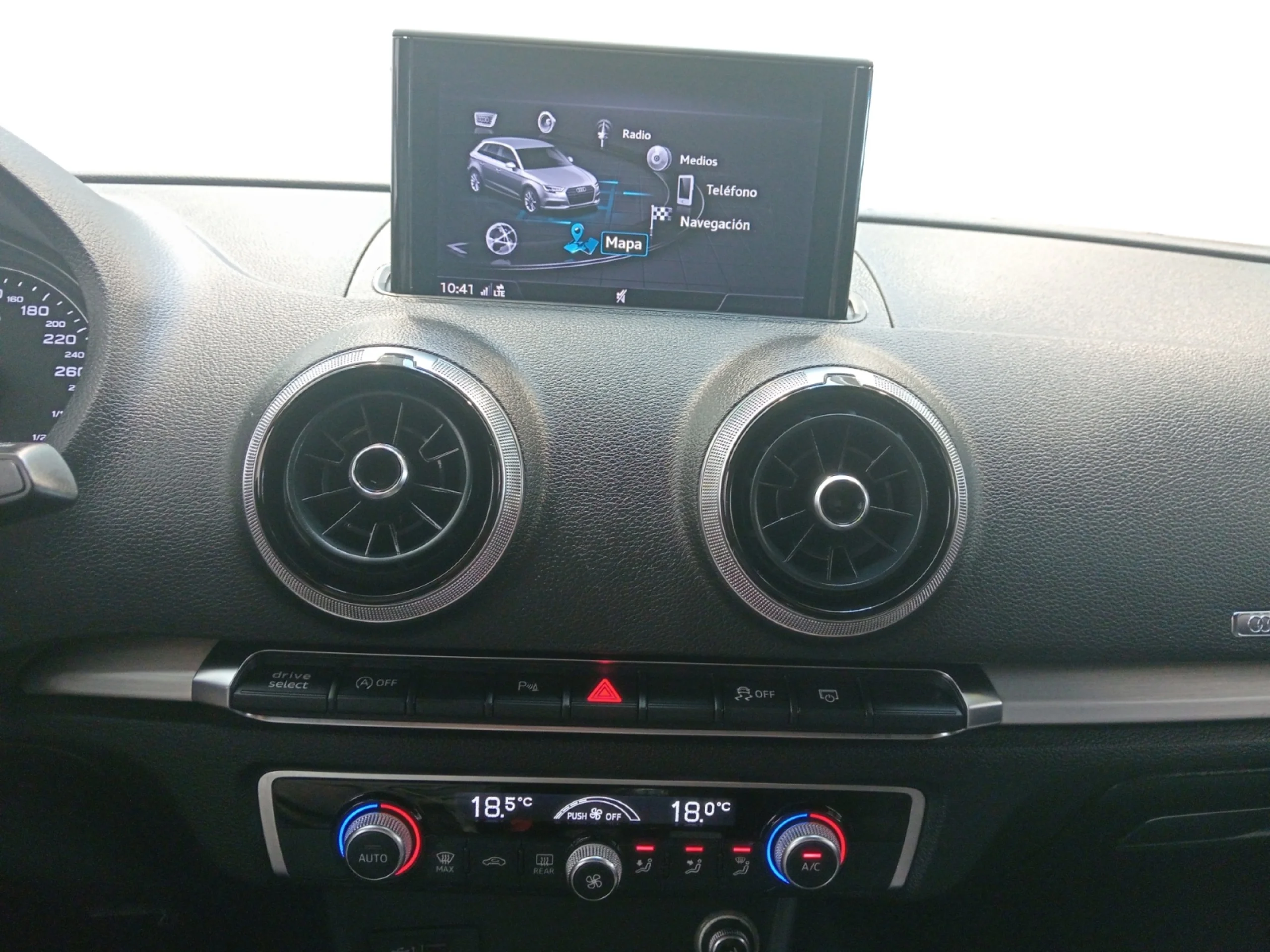 AUDI A3 30 TFSI 85KW (116CV) S TRONIC SPORTBACK - Foto 9