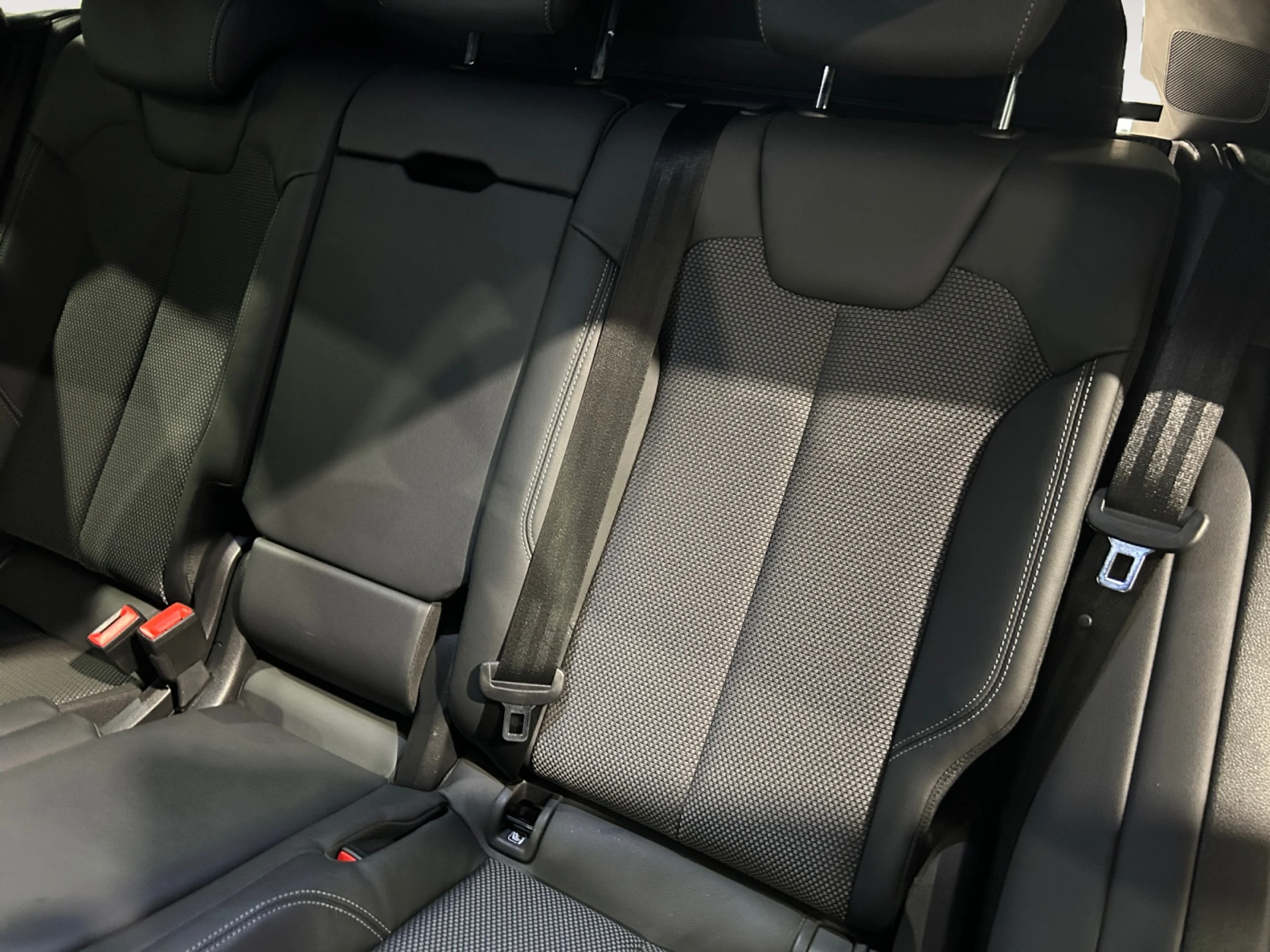 AUDI Q5 SPORTBACK BLACK LINE 40 TDI 150KW QUATTRO ULTRA - Foto 6