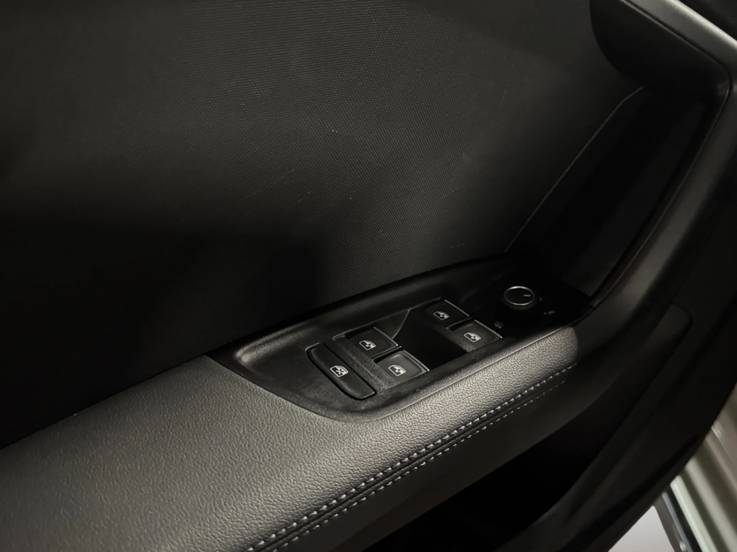 AUDI A1 SPORTBACK ADRENALIN 30 TFSI 85KW (116CV) - Foto 16