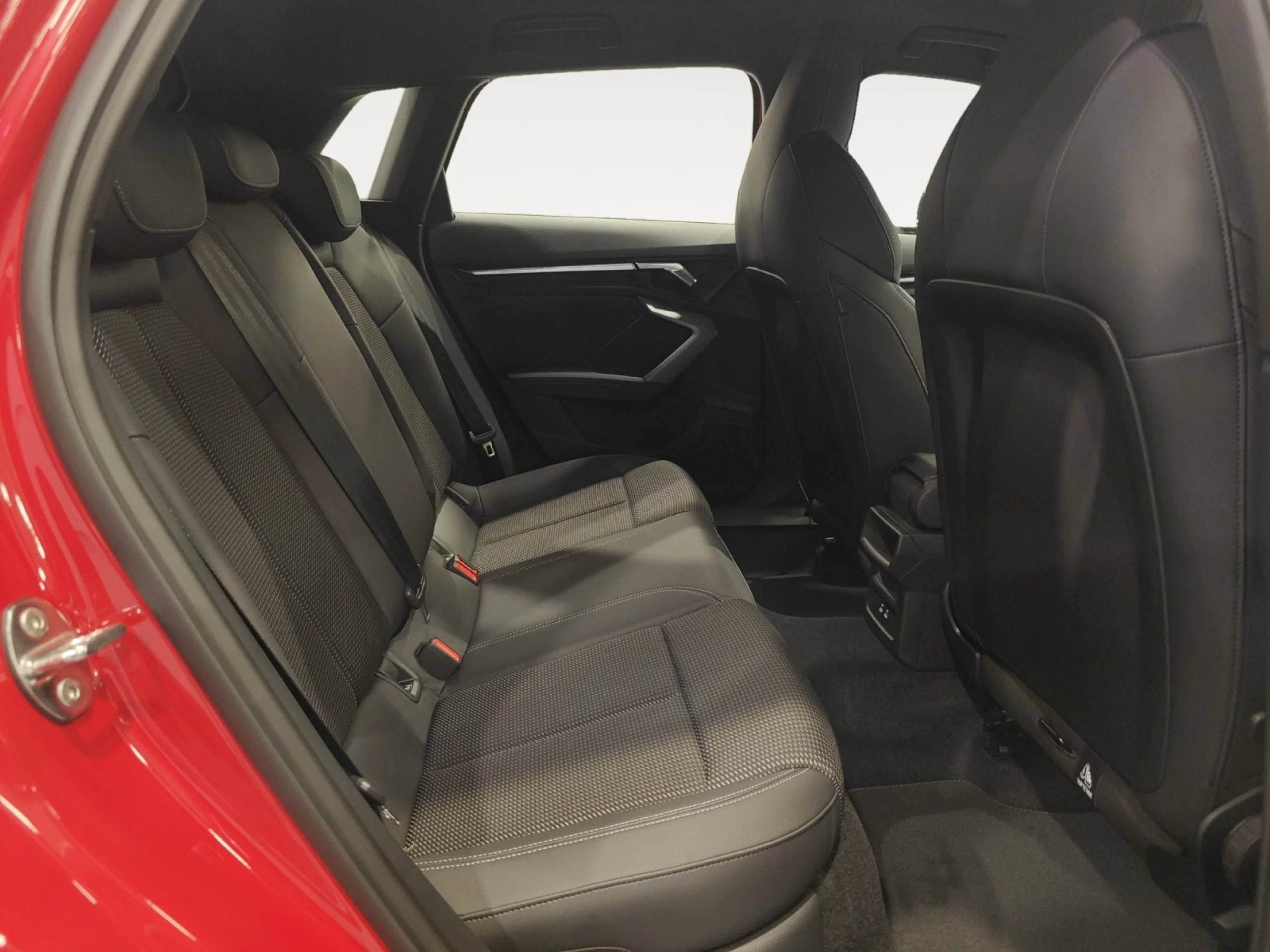 AUDI A3 SPORTBACK S LINE TFSI E 150KW S TRONIC - Foto 6