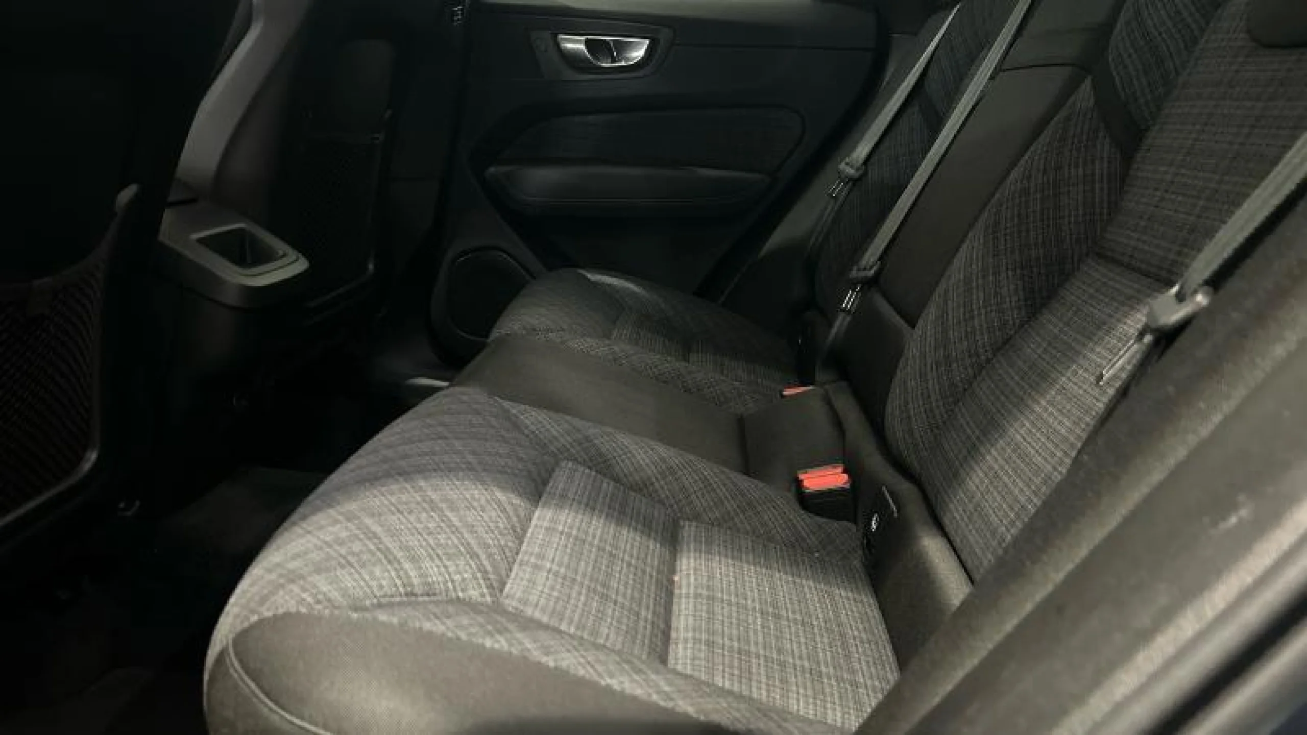 VOLVO XC60 2.0 B4 D CORE AUTO - Foto 10