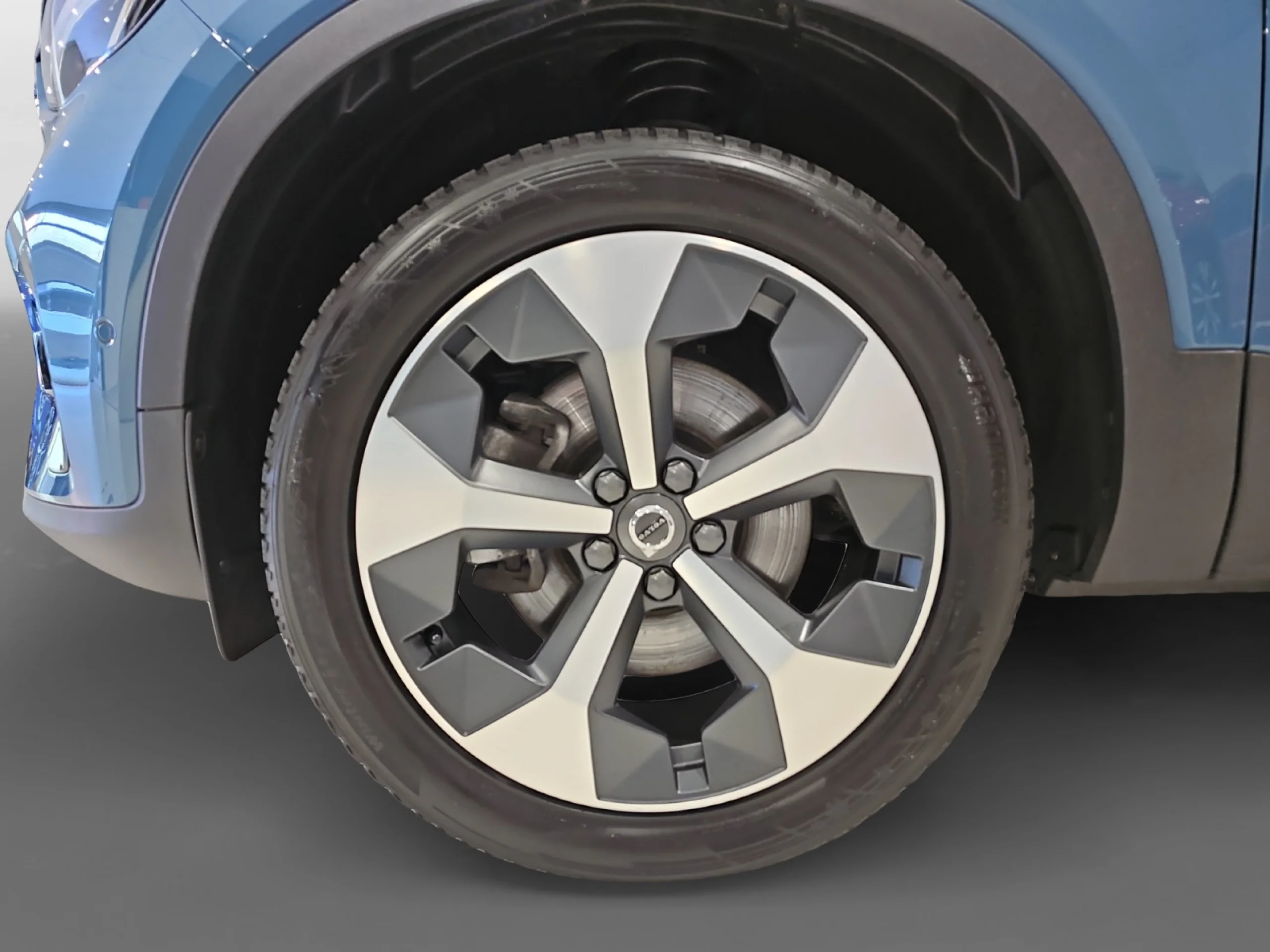 VOLVO XC40 2.0 B4 G PLUS DARK AUTO - Foto 9