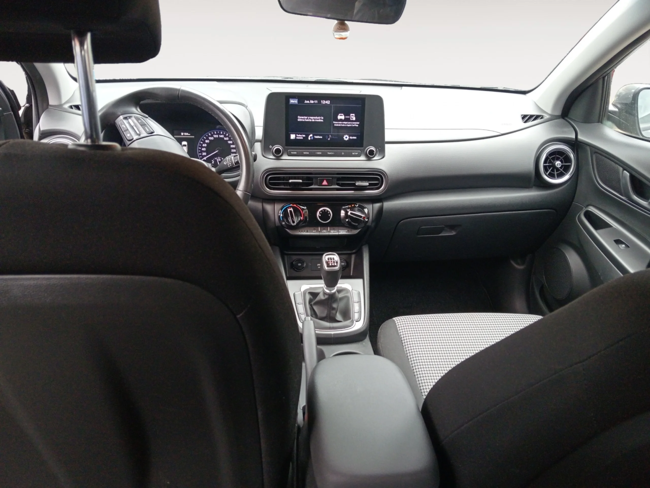 HYUNDAI KONA 1.0 TGDI KLASS 4X2 - Foto 4