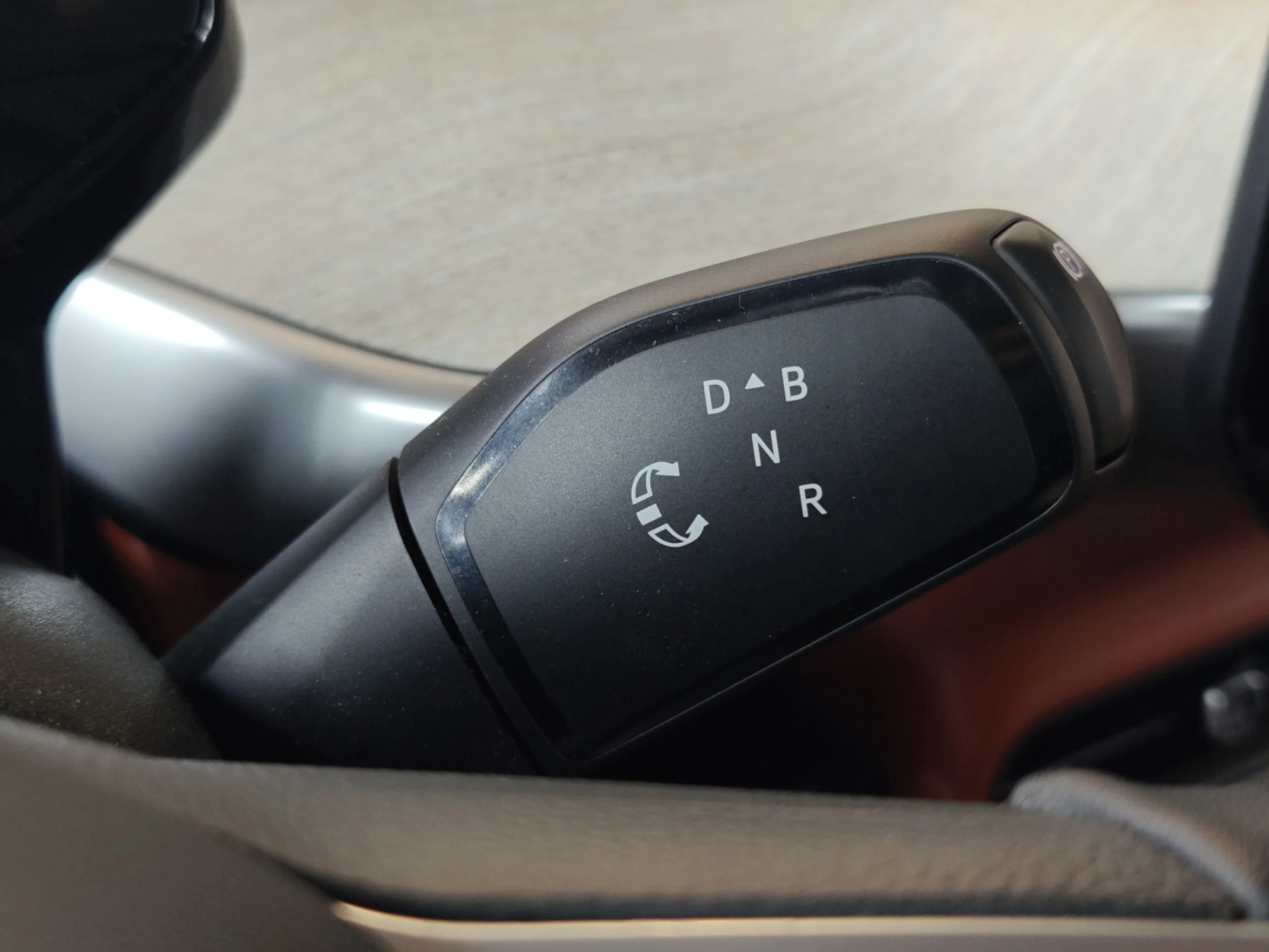 VOLKSWAGEN ID. BUZZ PRO 150KW (204CV) - Foto 17