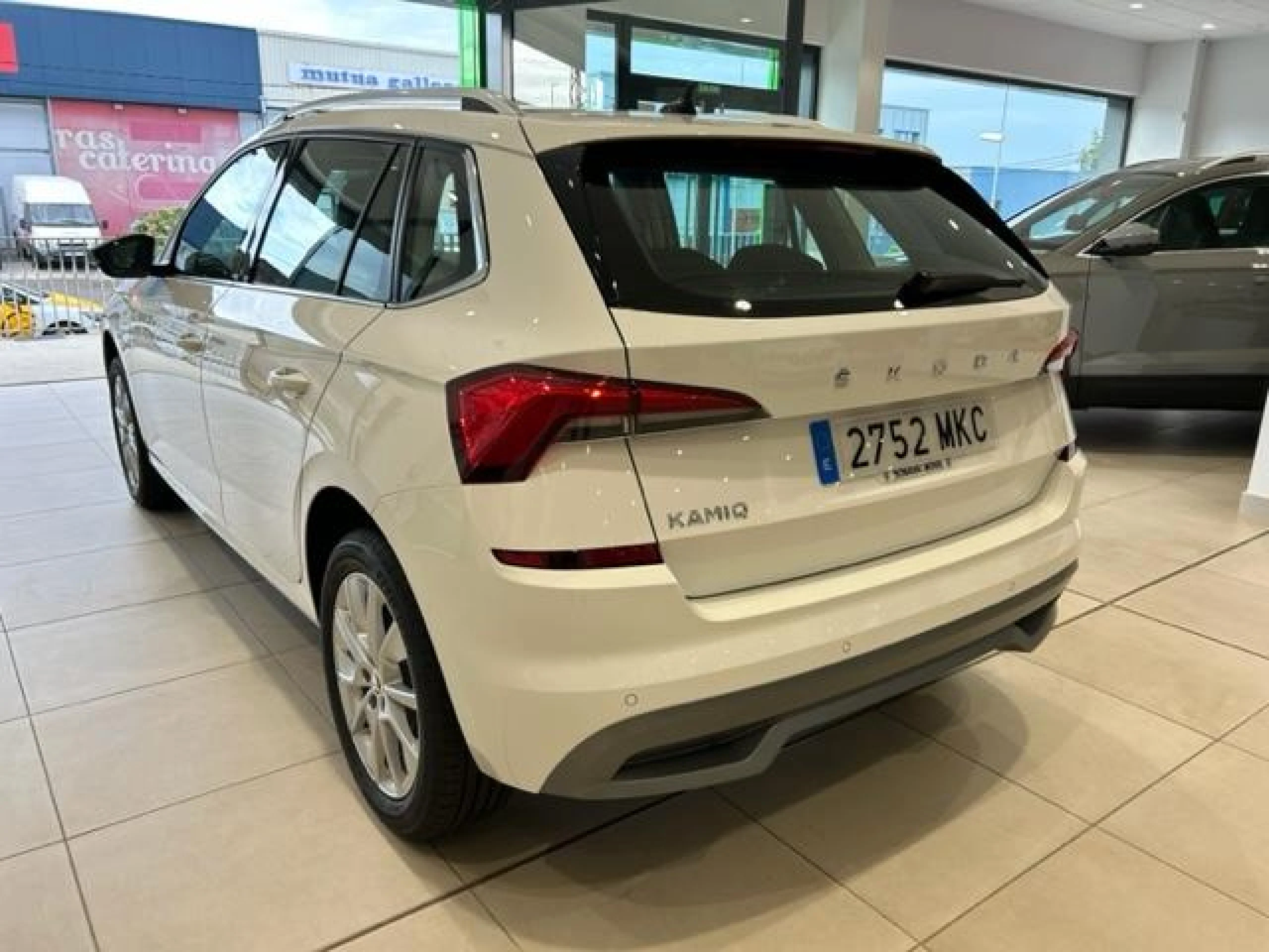 SKODA KAMIQ 1.0 TSI 81KW (110CV) AMBITION - Foto 2