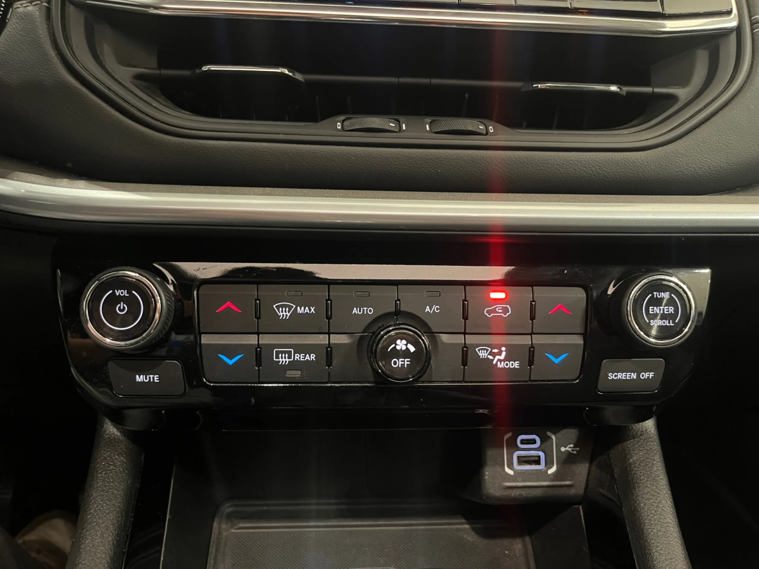 JEEP COMPASS 1.3 GSE T4 96KW (130CV) LIMITED MT FWD - Foto 14