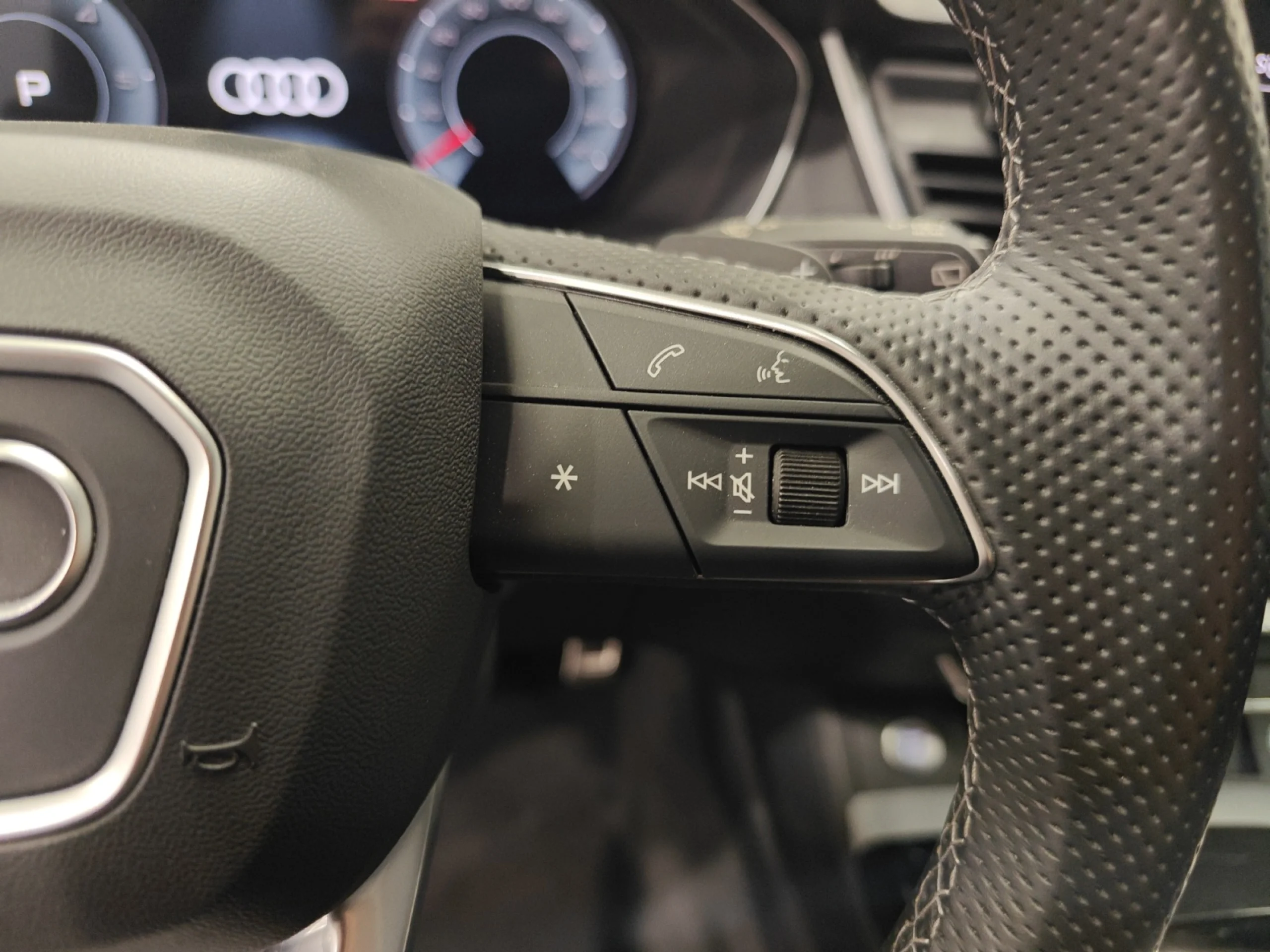 AUDI Q5 BLACK LINE 40 TDI 150KW QUATTRO ULTRA - Foto 10