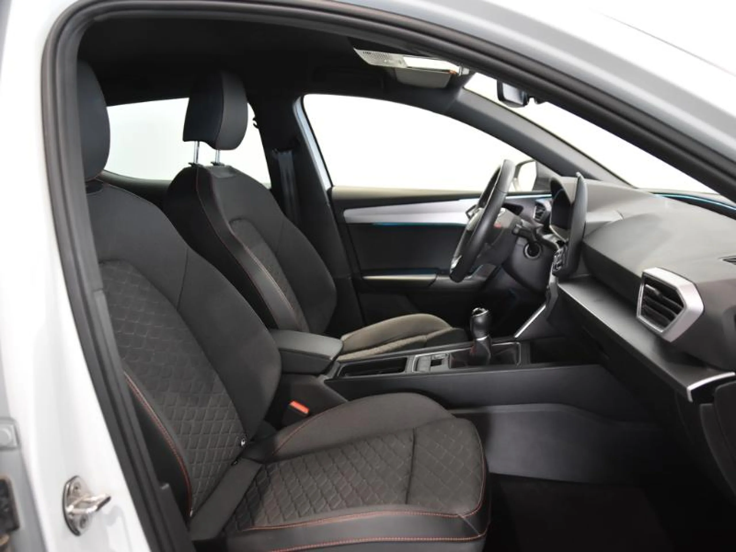 SEAT LEON 1.5 TSI 85KW S&S FR 75 ANIVERSARIO - Foto 5