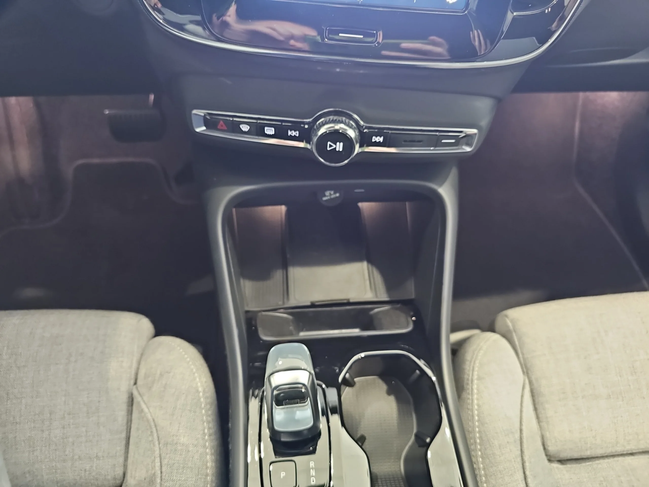 VOLVO EX40 SINGLE EXTENDED PLUS AUTO - Foto 11