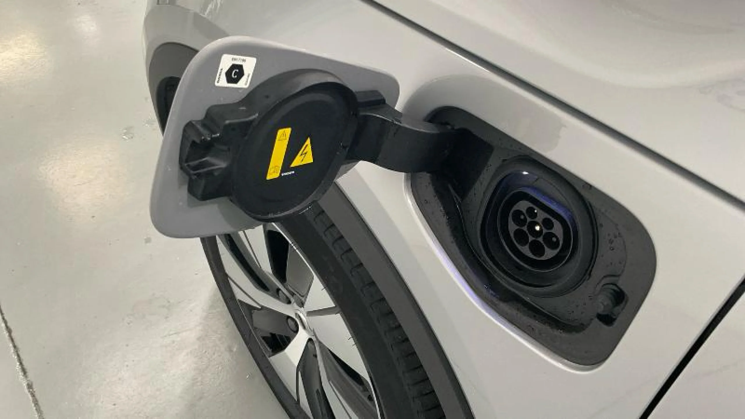 VOLVO XC40 1.5 T4 RECHARGE PHEV PLUS BRIGHT AUTO - Foto 20