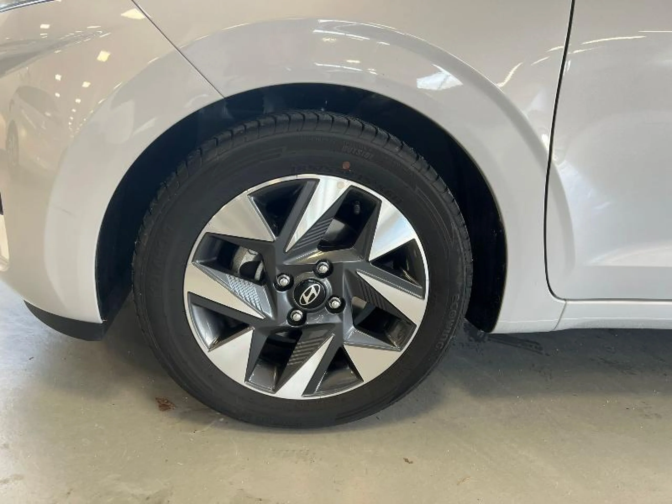 HYUNDAI I10 1.0 KLASS AT - Foto 7