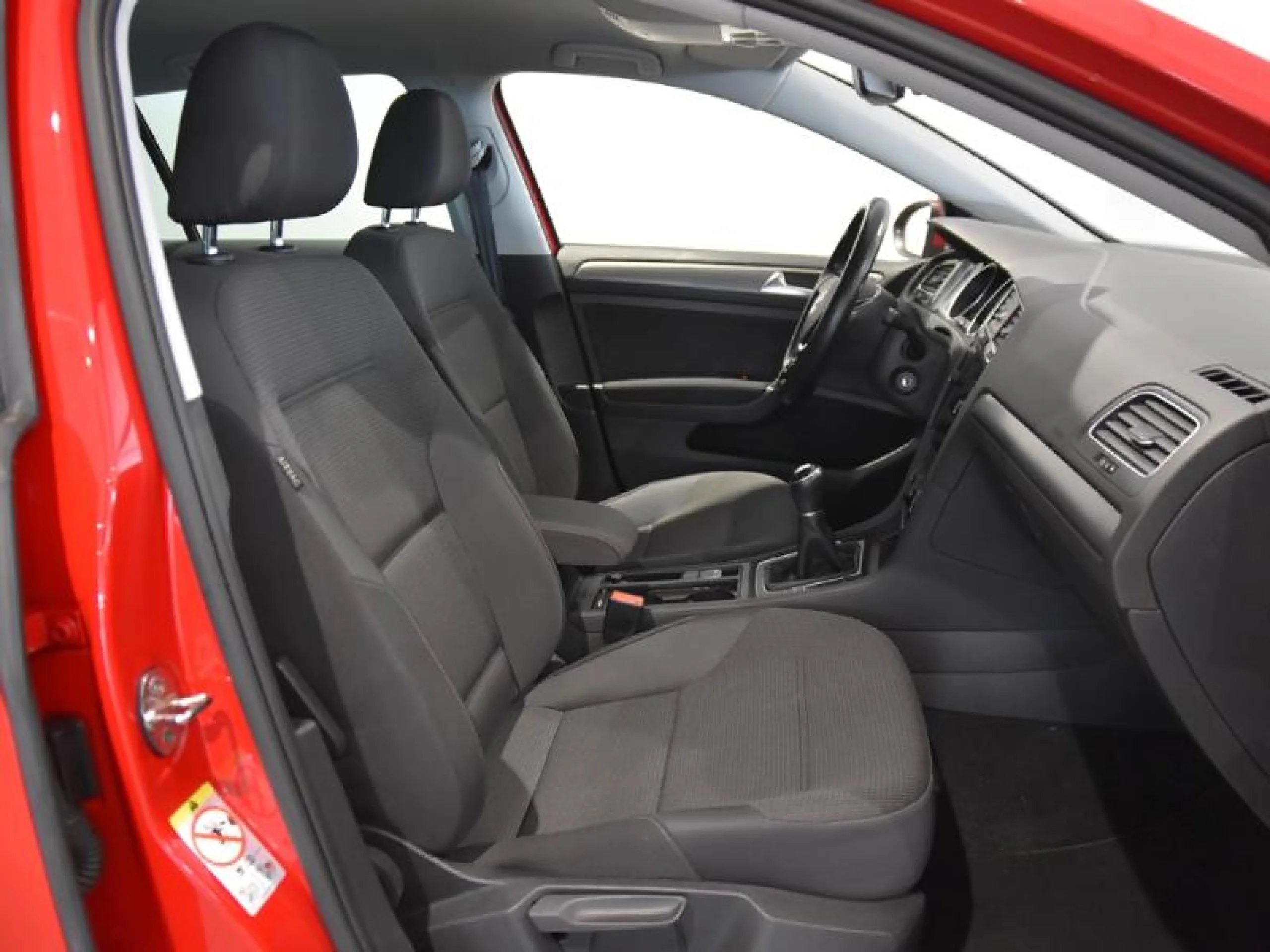 VOLKSWAGEN GOLF ADVANCE 1.5 TSI EVO 96KW (130CV) - Foto 5