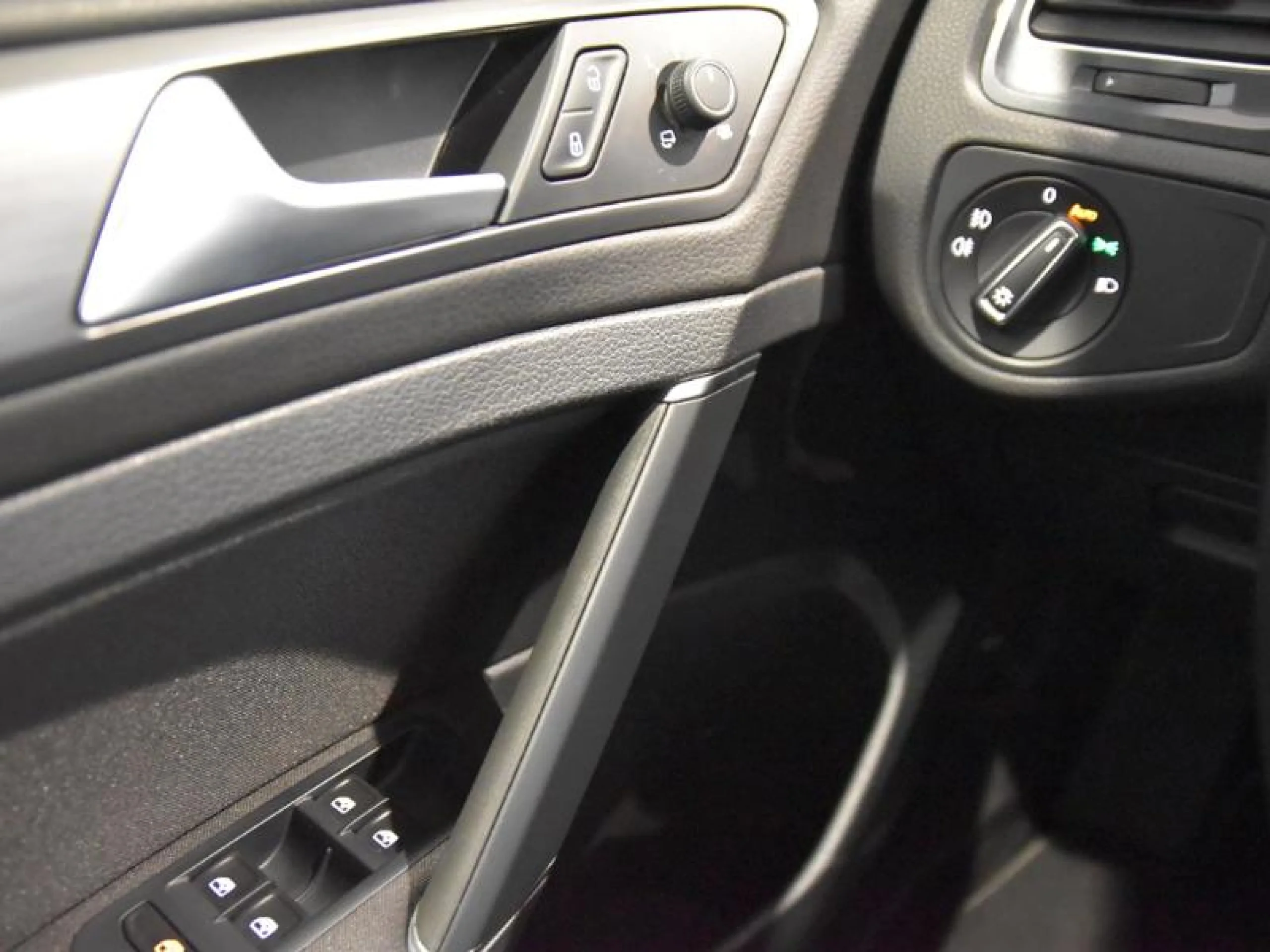 VOLKSWAGEN GOLF ADVANCE 1.5 TSI EVO 96KW (130CV) - Foto 16