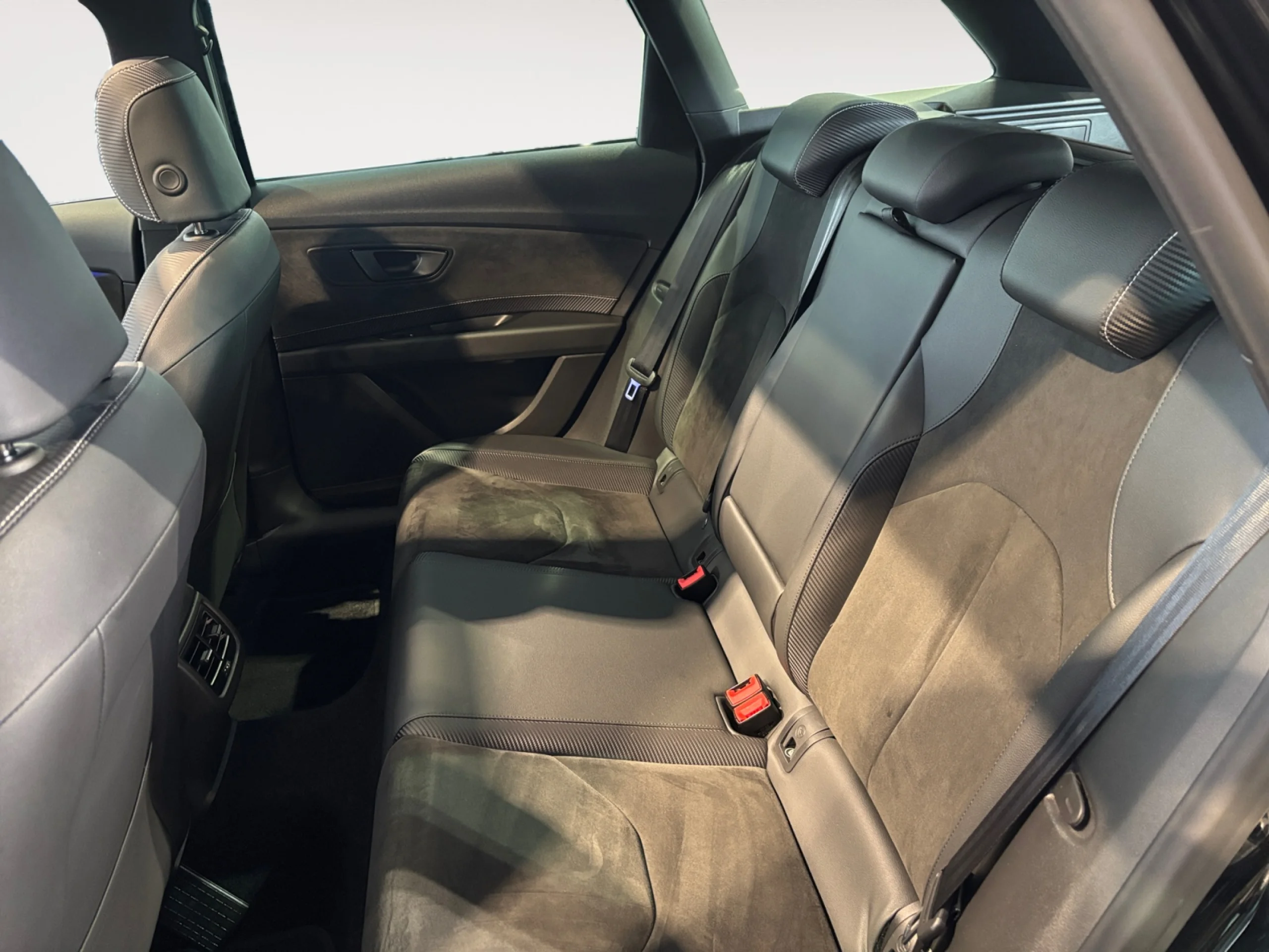 SEAT LEON ST 2.0 TSI 213KW (290CV) DSG 7 S - Foto 6