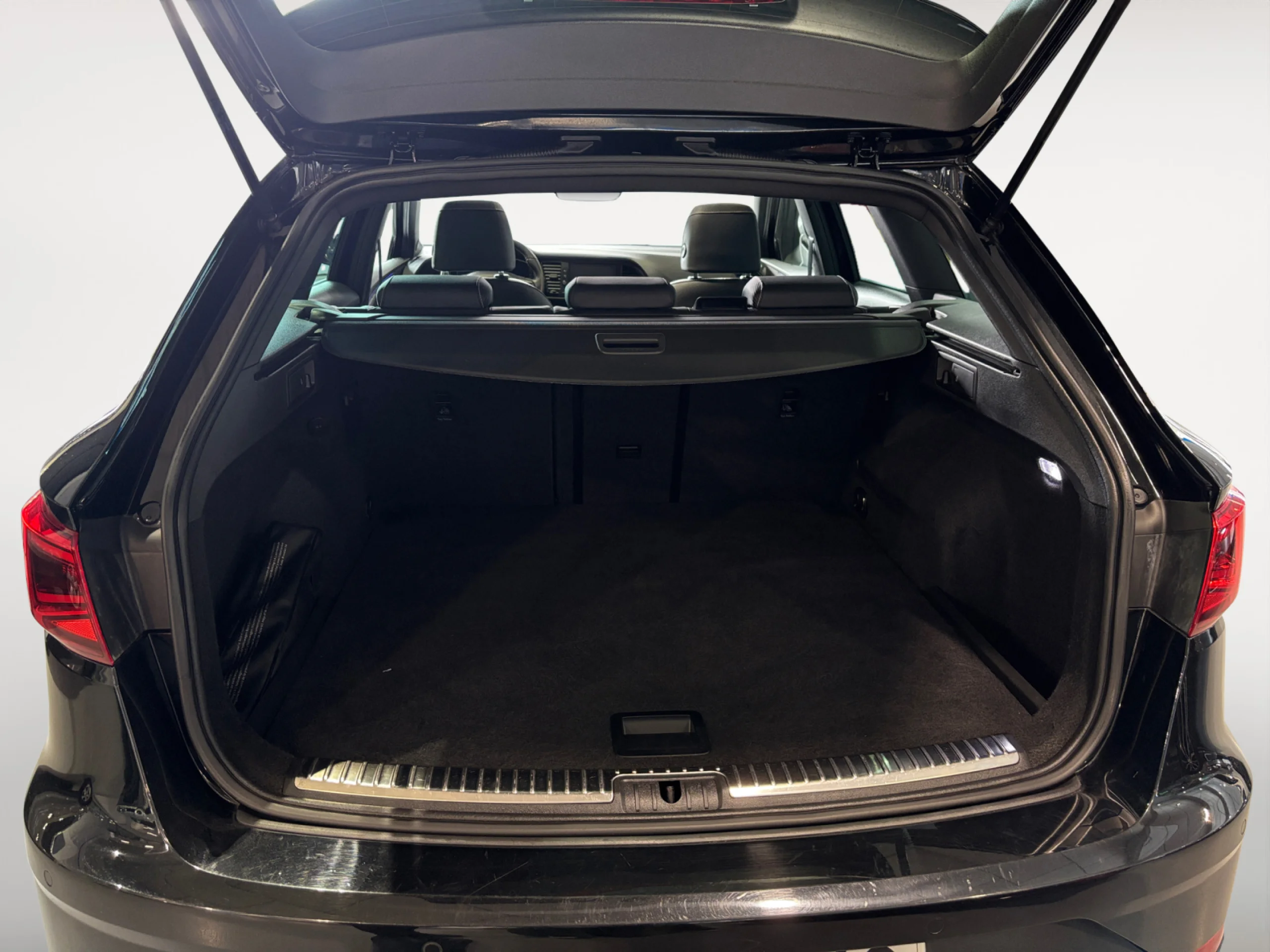 SEAT LEON ST 2.0 TSI 213KW (290CV) DSG 7 S - Foto 7