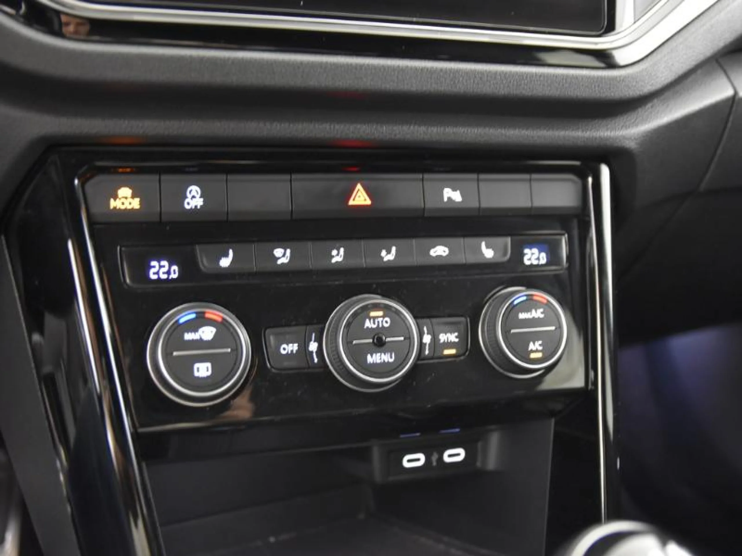 VOLKSWAGEN T ROC SPORT 1.5 TSI 110KW (150CV) - Foto 11