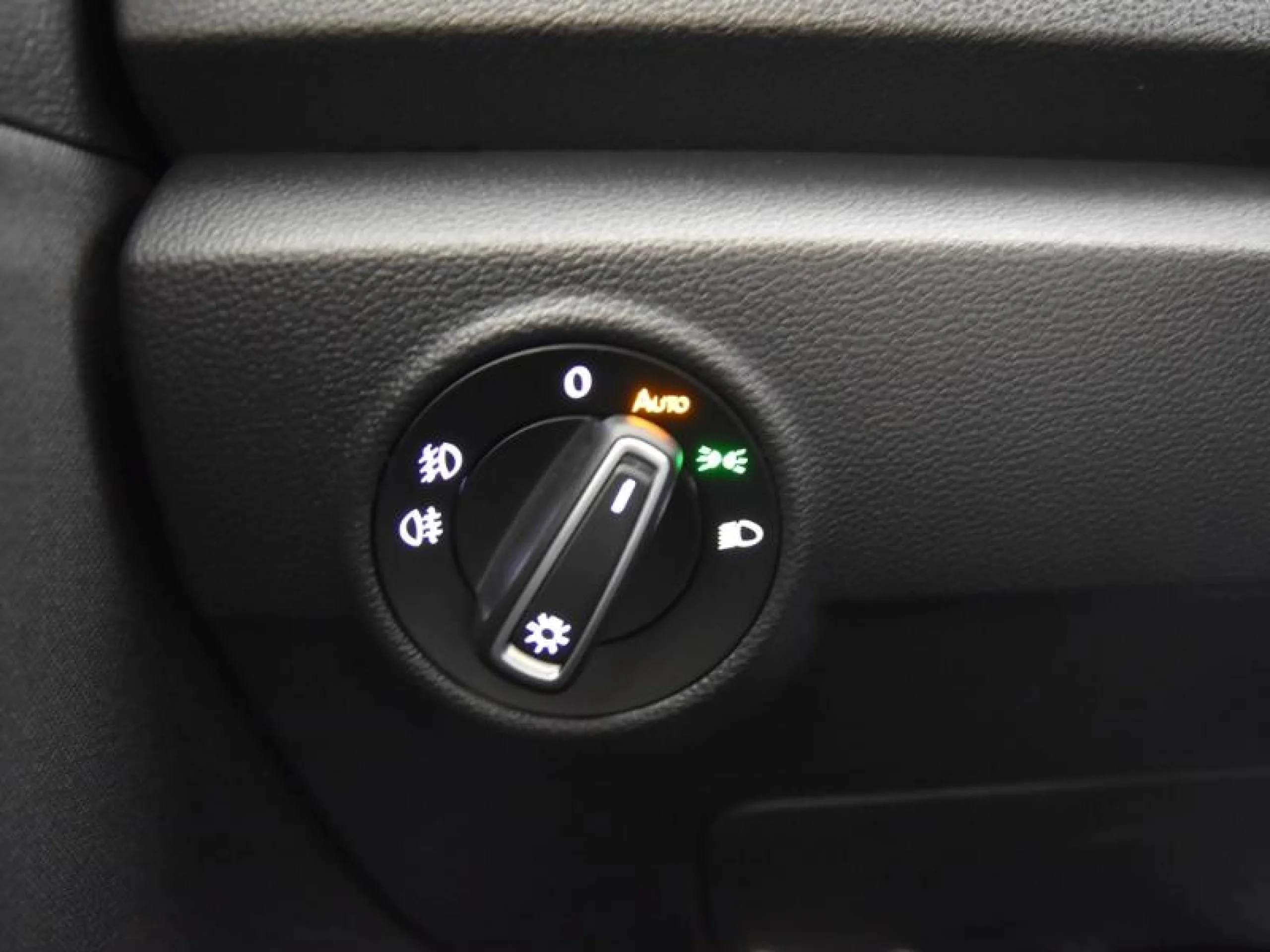 VOLKSWAGEN T ROC SPORT 1.5 TSI 110KW (150CV) - Foto 17