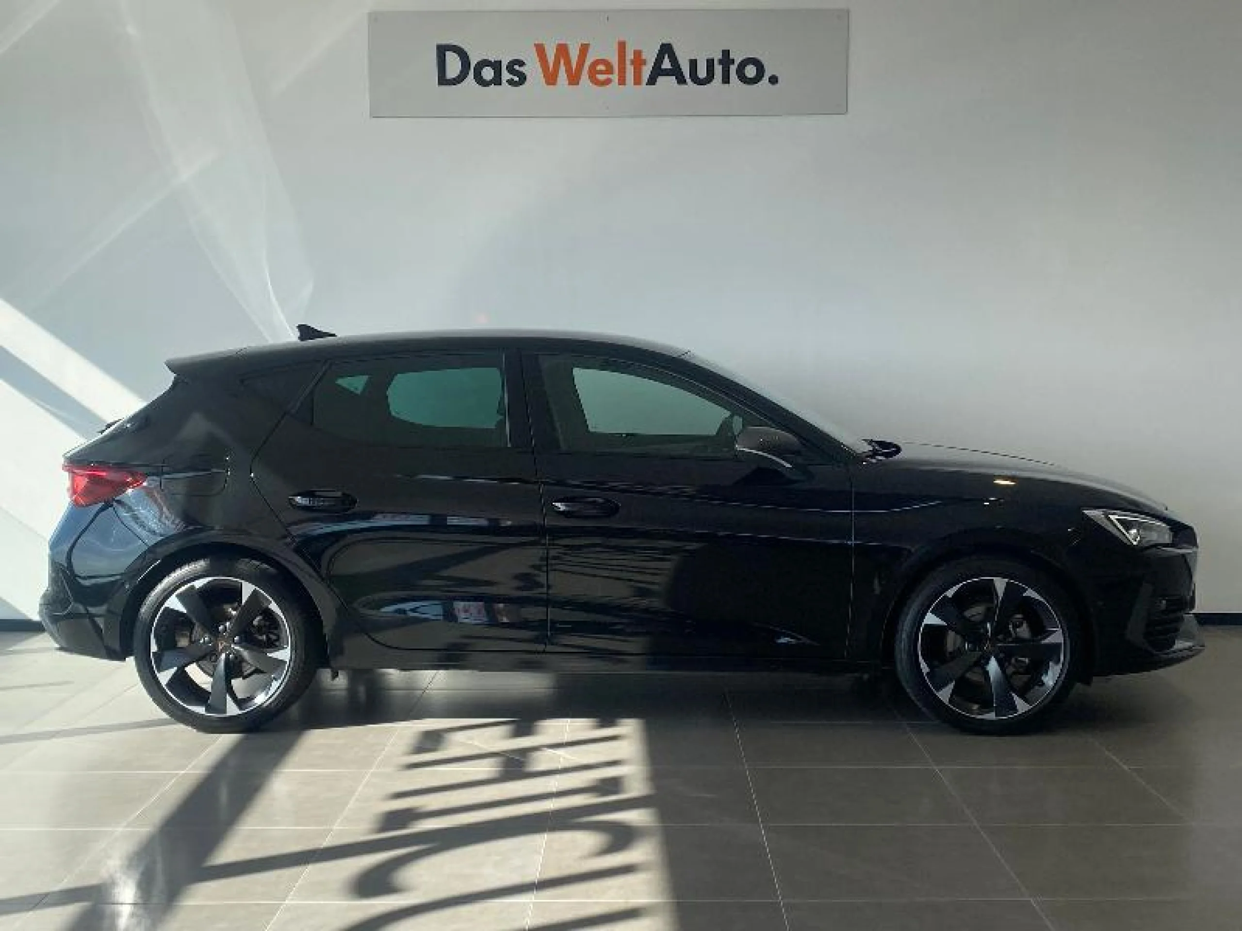 CUPRA LEON 1.5 TSI 110KW (150CV) 6 VEL. - Foto 3