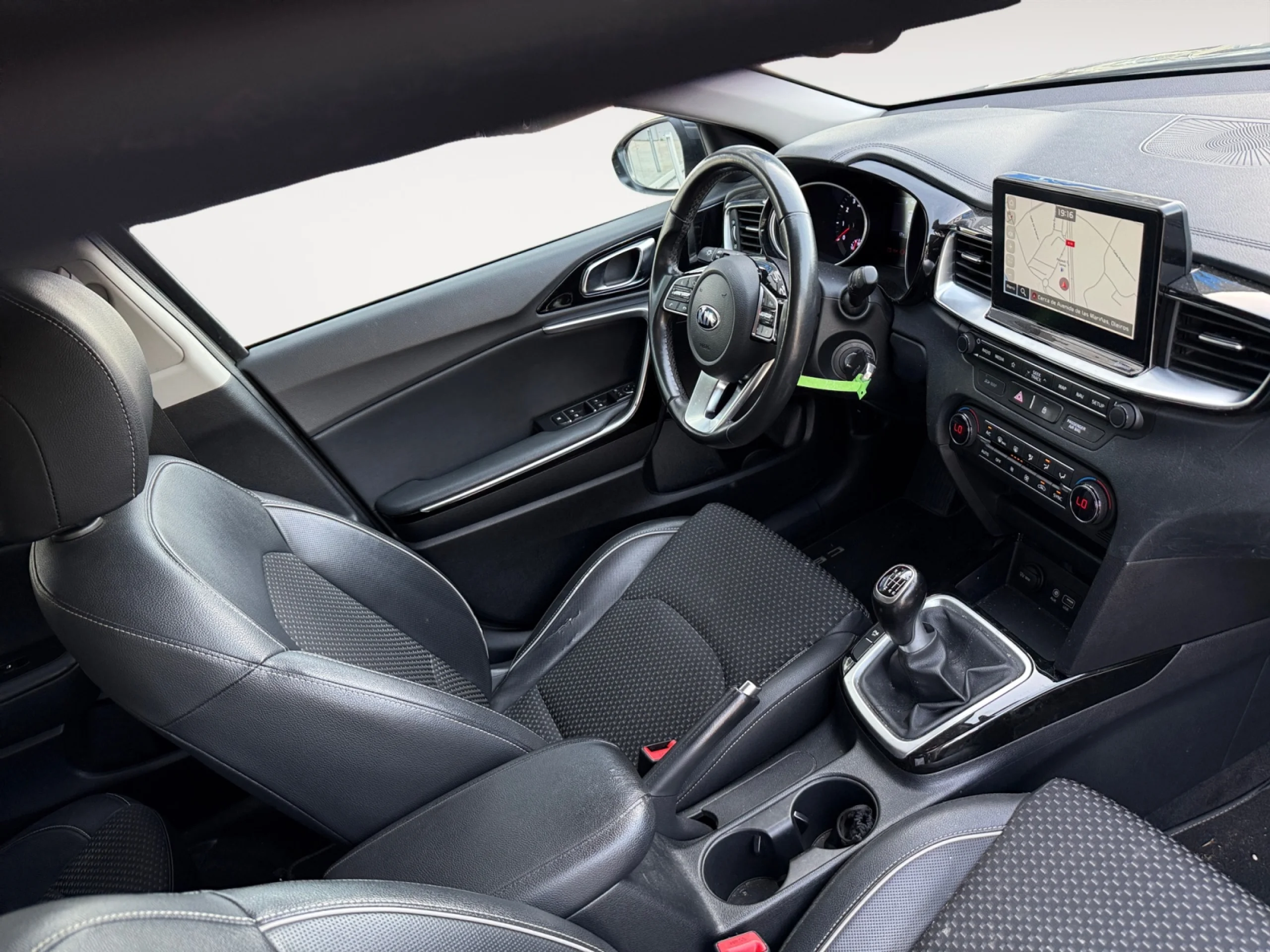 KIA CEED 1.4 T GDI 103KW (140CV) DRIVE - Foto 5