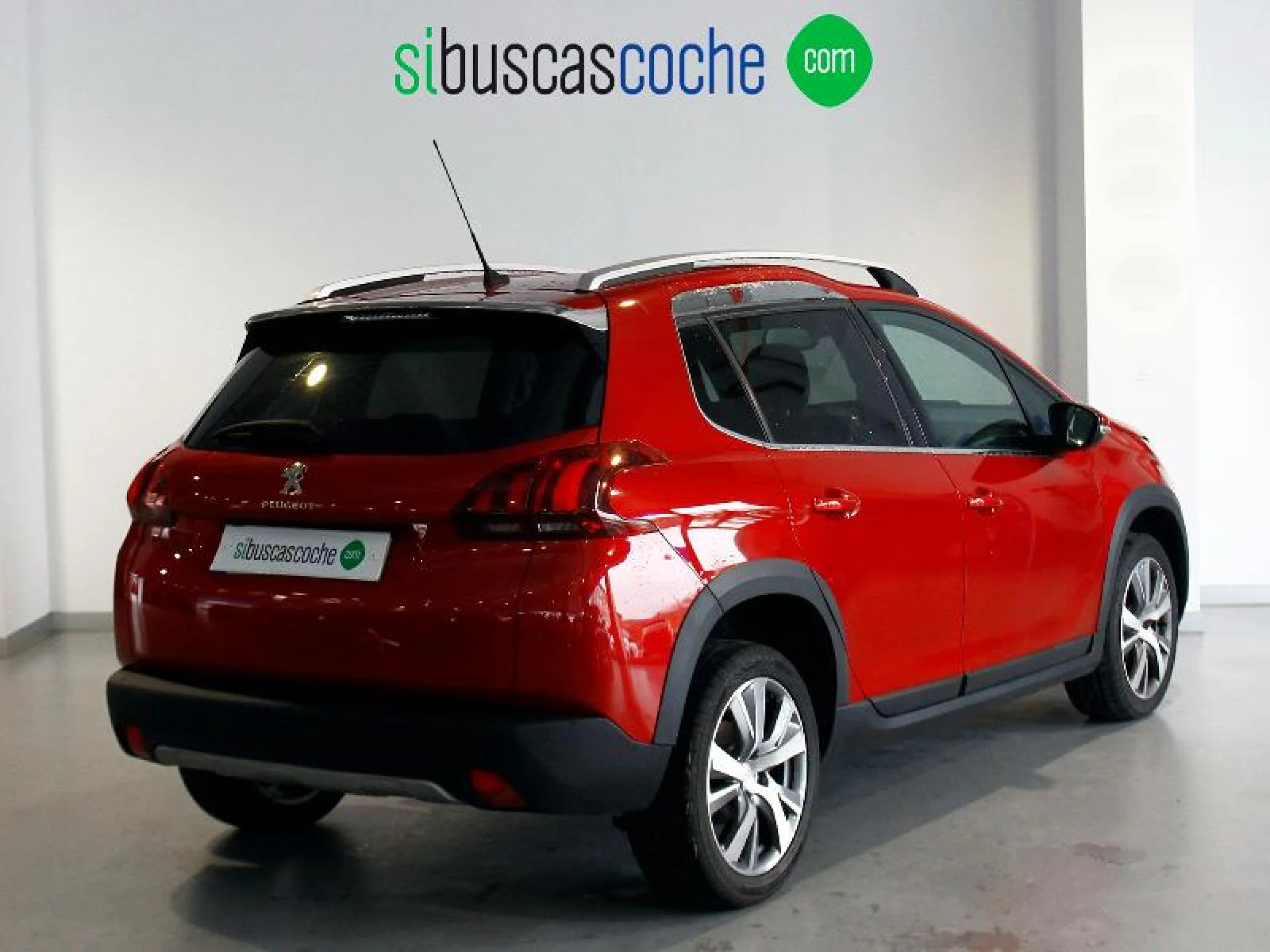 PEUGEOT 2008 ALLURE 1.2 PURETECH 81KW (110CV)S&S EAT6 - Foto 18
