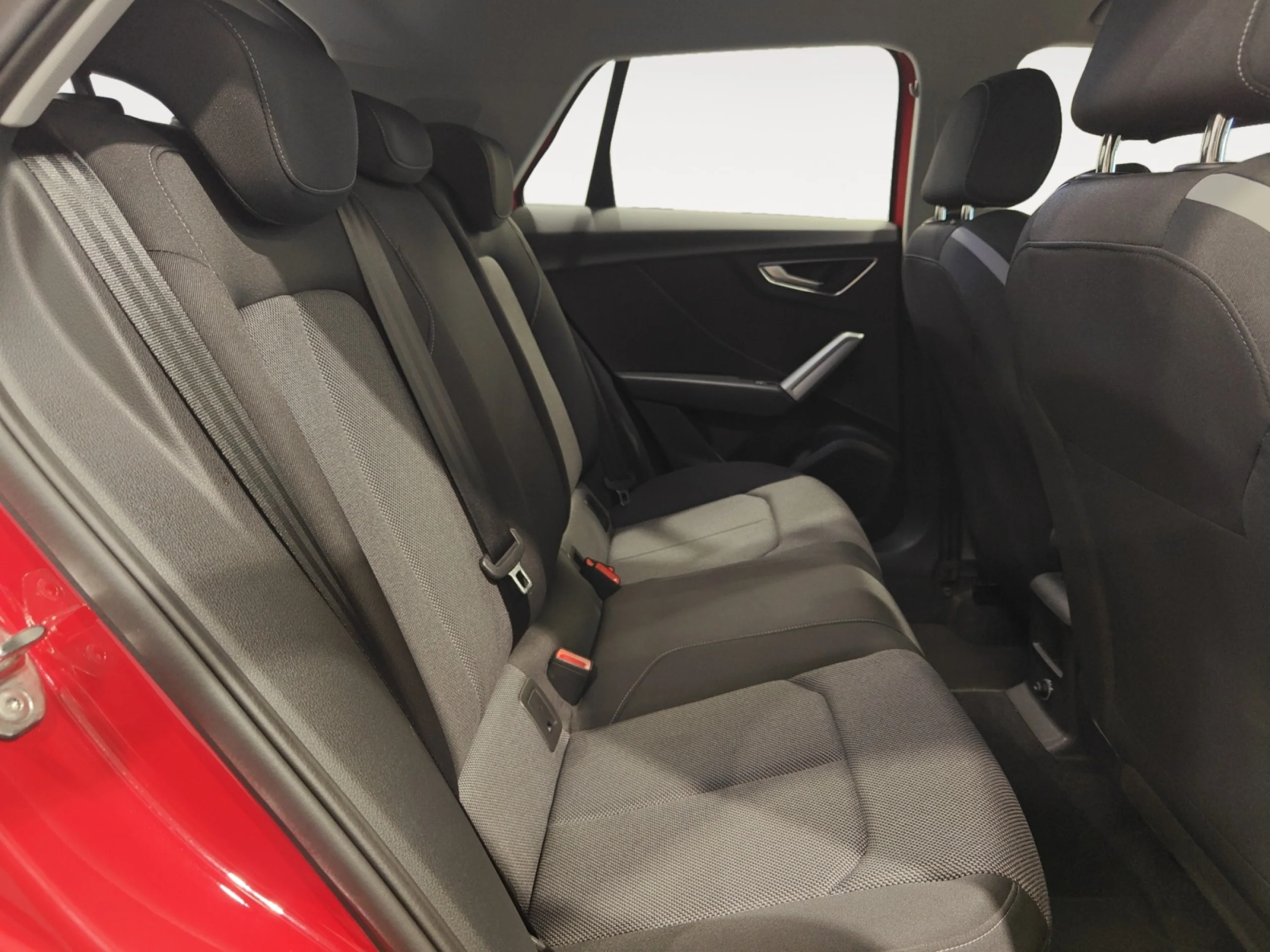 AUDI Q2 S LINE 30 TFSI 85KW (116CV) - Foto 6