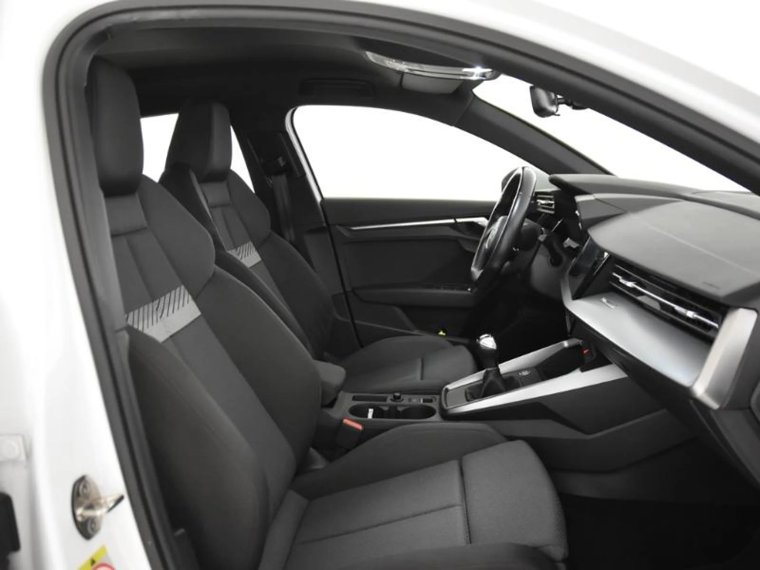 AUDI A3 SPORTBACK GENUINE EDITION 30 TDI 85KW - Foto 5