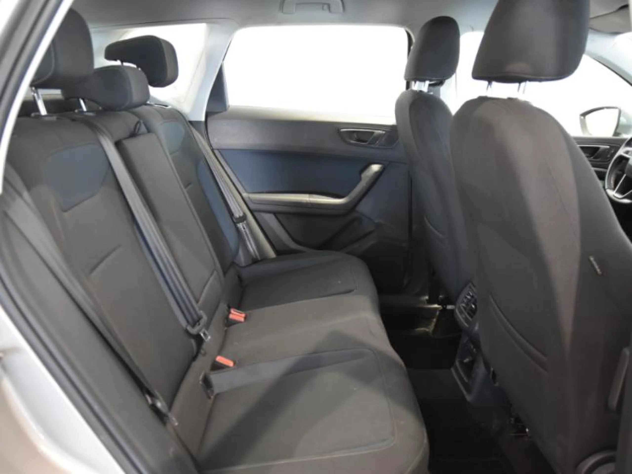 SEAT ATECA 1.6 TDI 85KW ST&SP STYLE PLUS NAV ECO - Foto 6