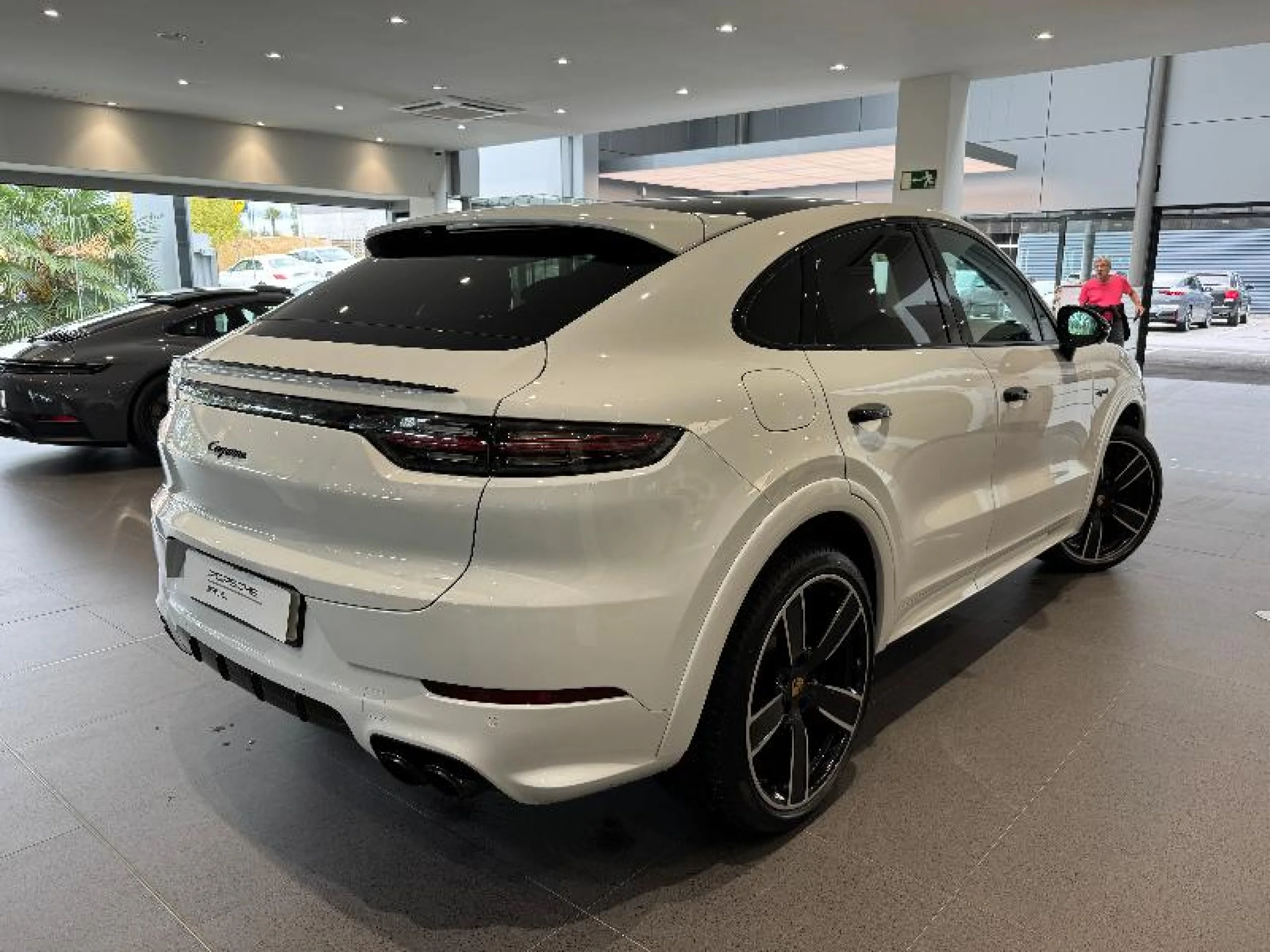PORSCHE CAYENNE COUPE E HYBRID PLATINUM EDITION - Foto 5