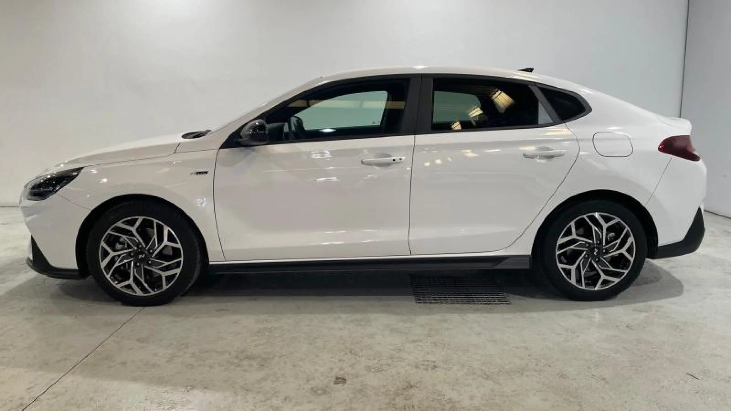 HYUNDAI I30 1.0 TGDI N LINE SE FASTBACK - Foto 10