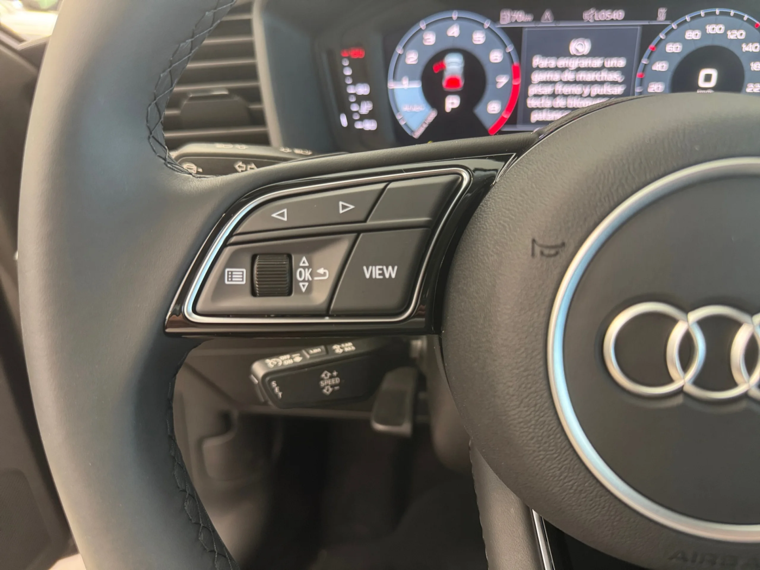 AUDI A1 ALLSTREET ADREN BLACK 35 TFSI 110KW S TR - Foto 9