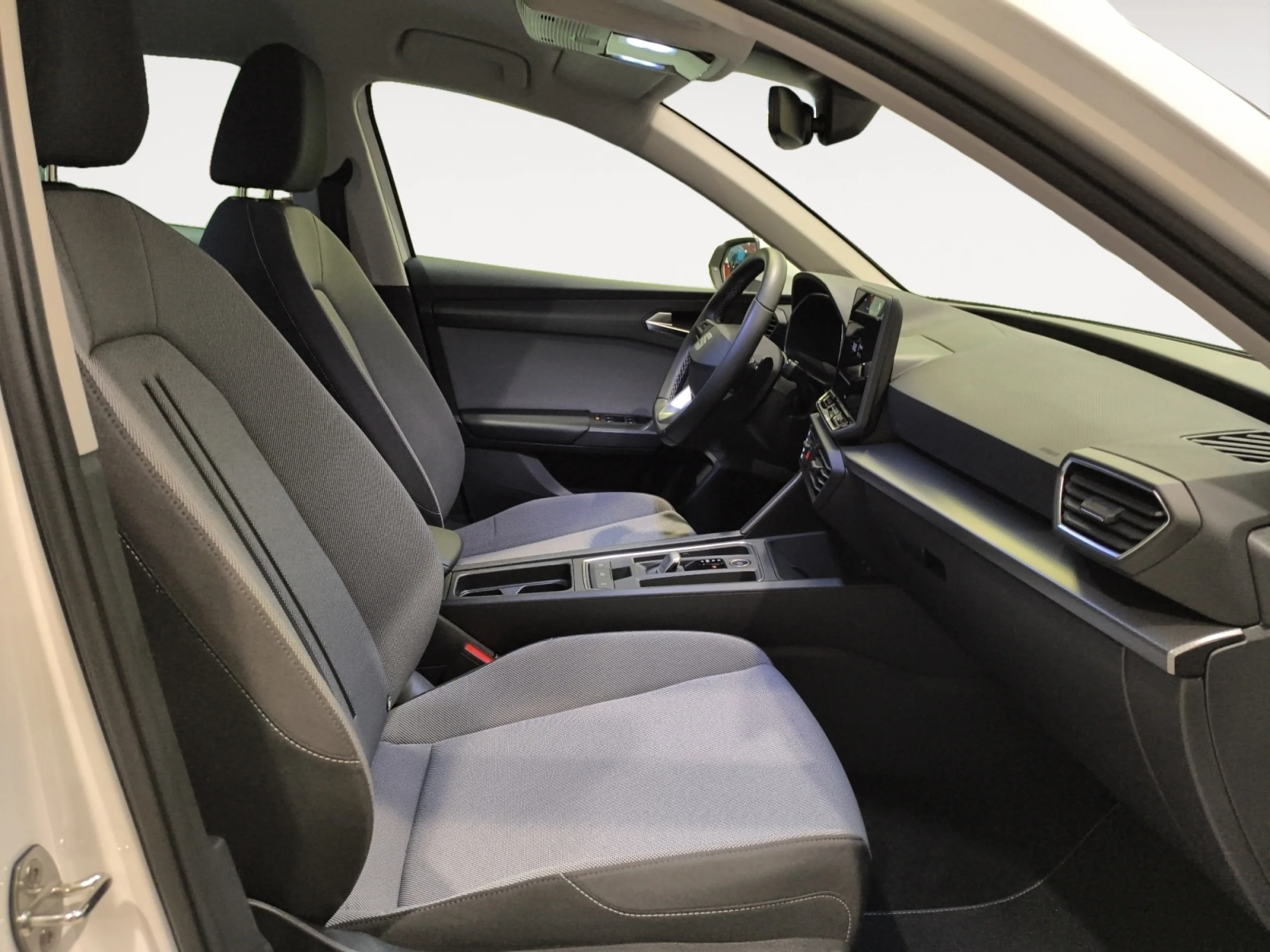 SEAT LEON 1.5 ETSI 85KW DSG STYLE 25 ANIVERSARIO - Foto 5