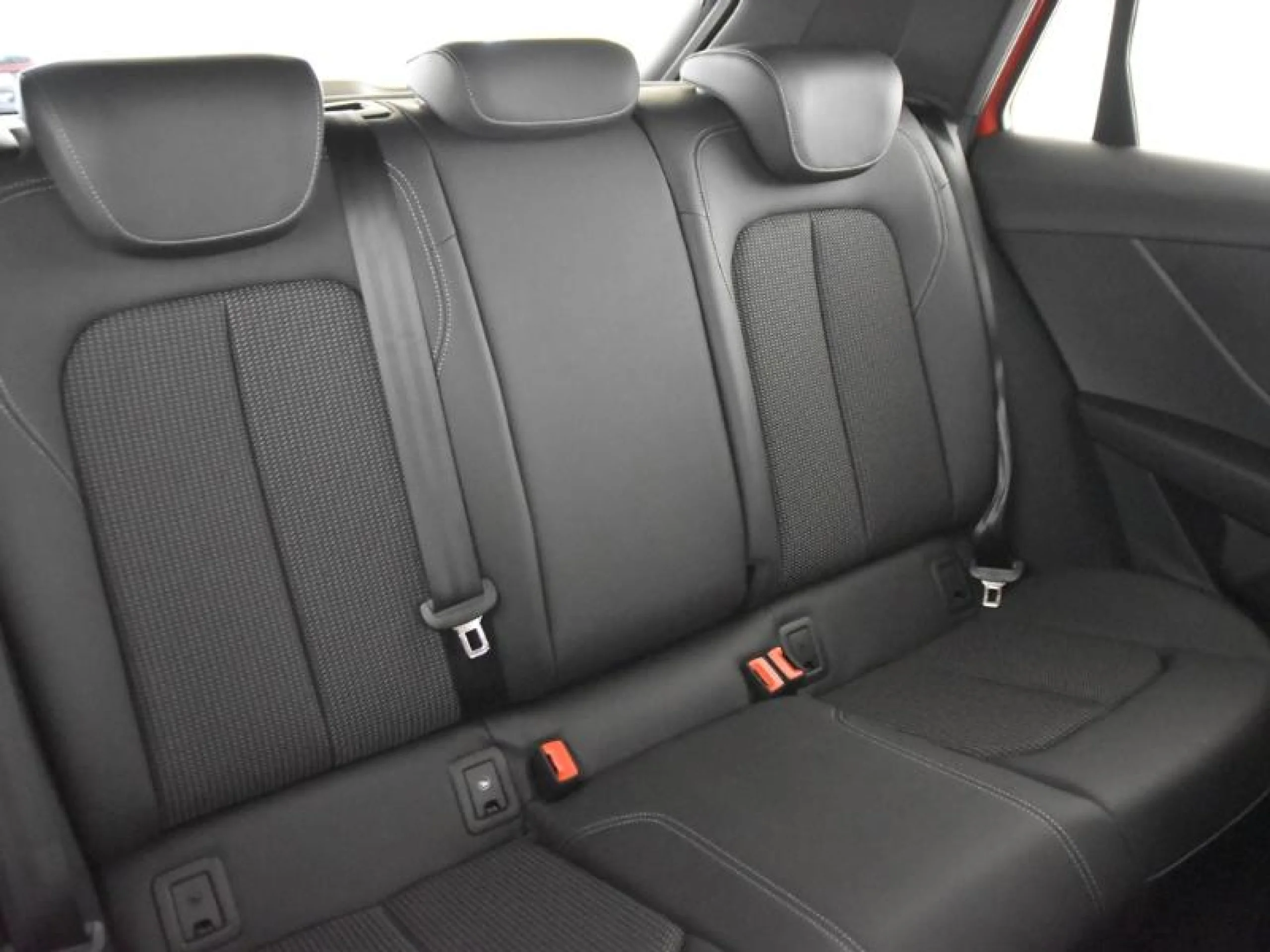 AUDI Q2 ADRENALIN 35 TDI 110KW (150CV) S TRONIC - Foto 6