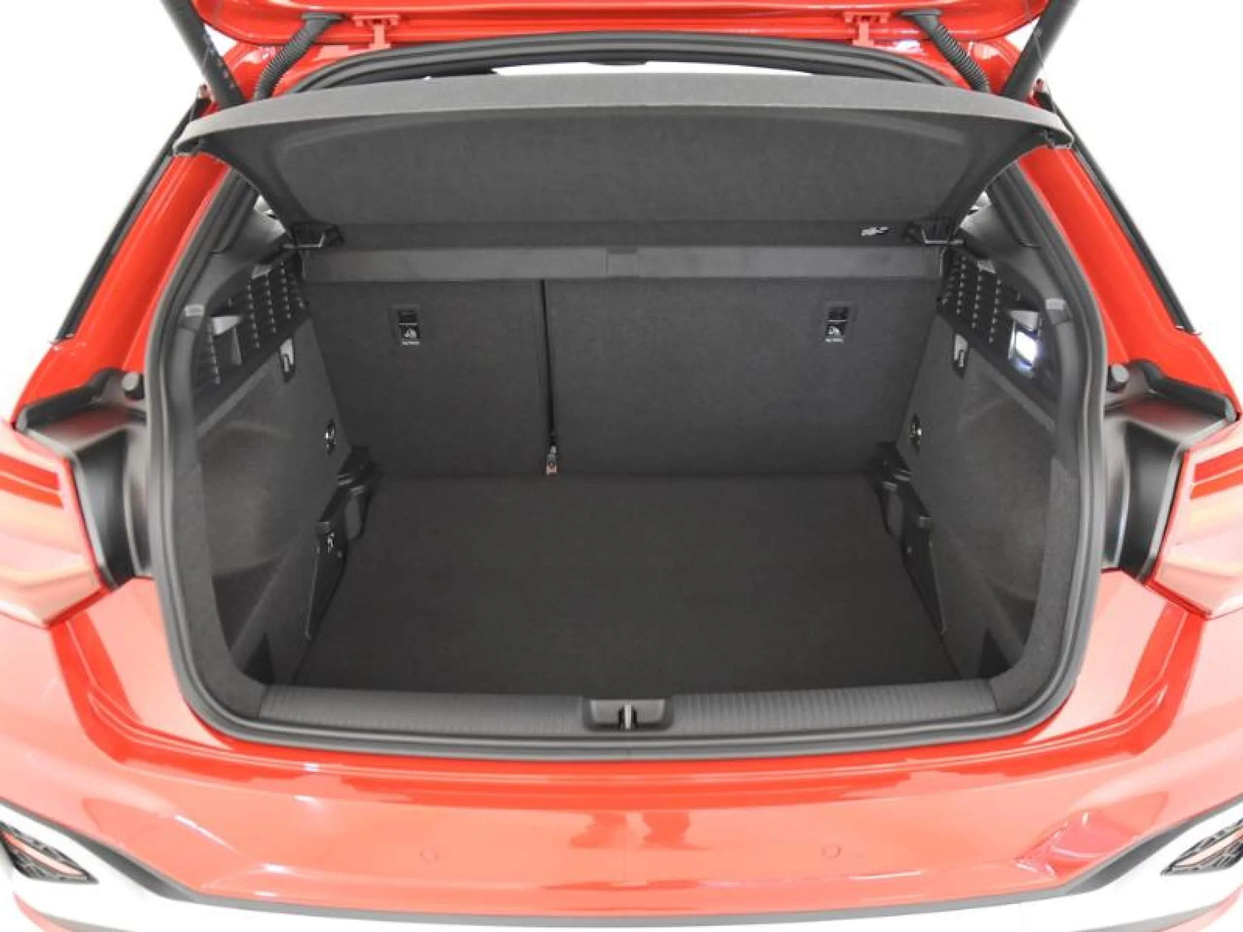 AUDI Q2 ADRENALIN 35 TDI 110KW (150CV) S TRONIC - Foto 7