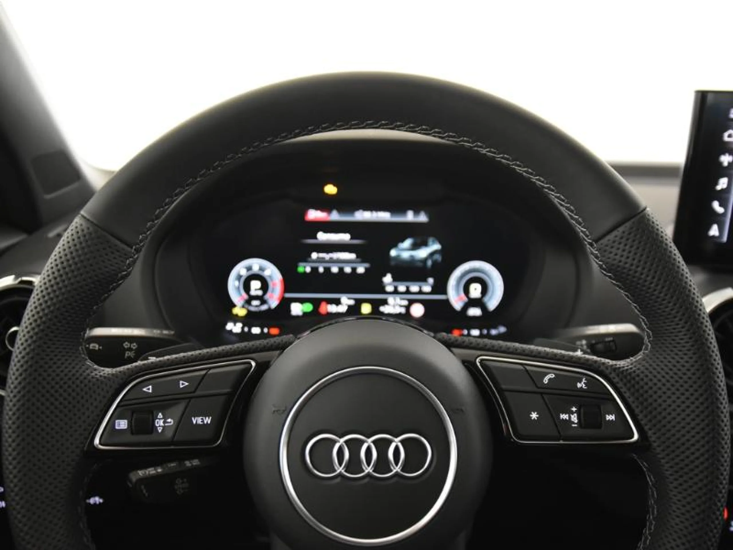 AUDI Q2 ADRENALIN 35 TDI 110KW (150CV) S TRONIC - Foto 16