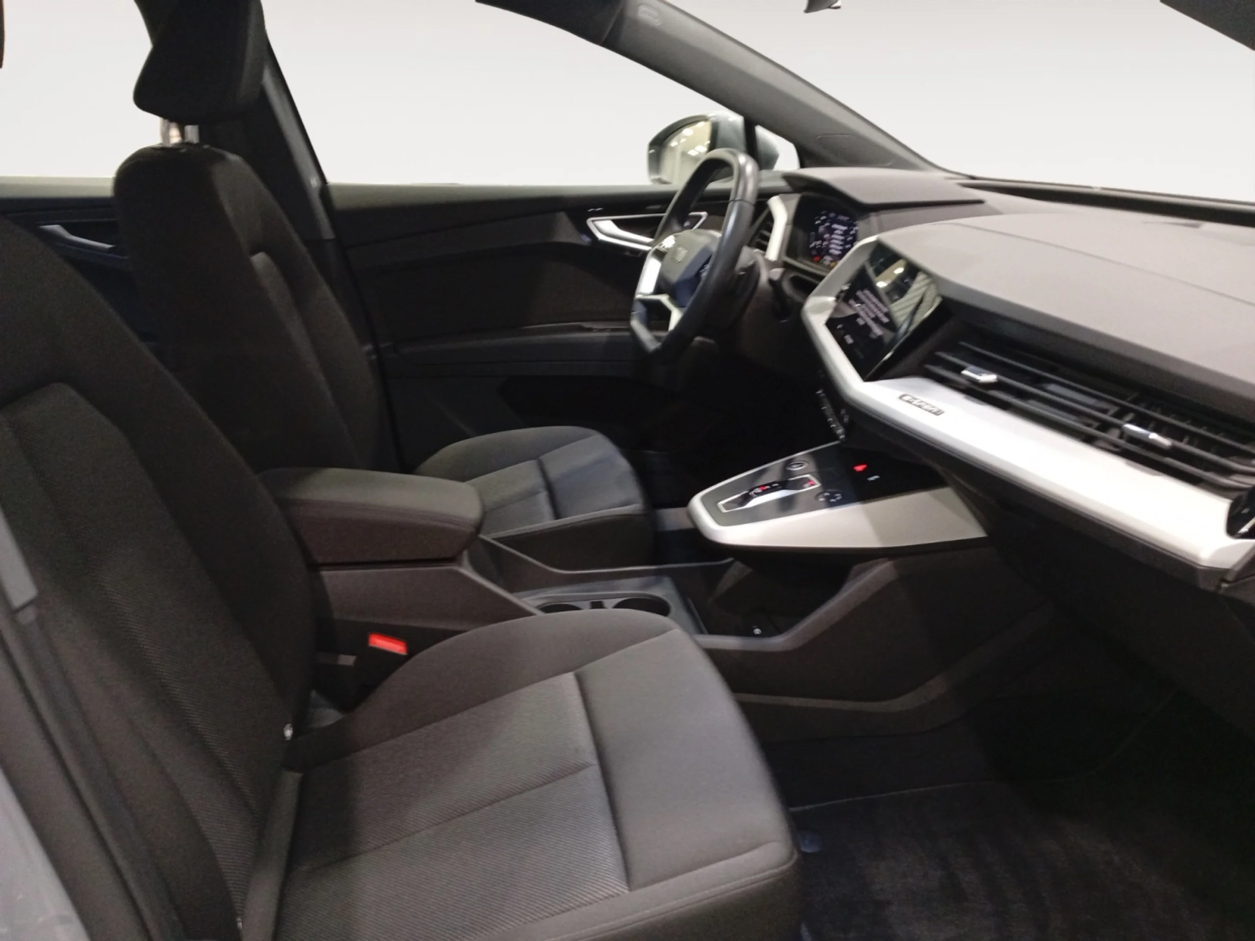 AUDI Q4 E TRON ADVANCED 40 E TRON 150KW 82KWH - Foto 5