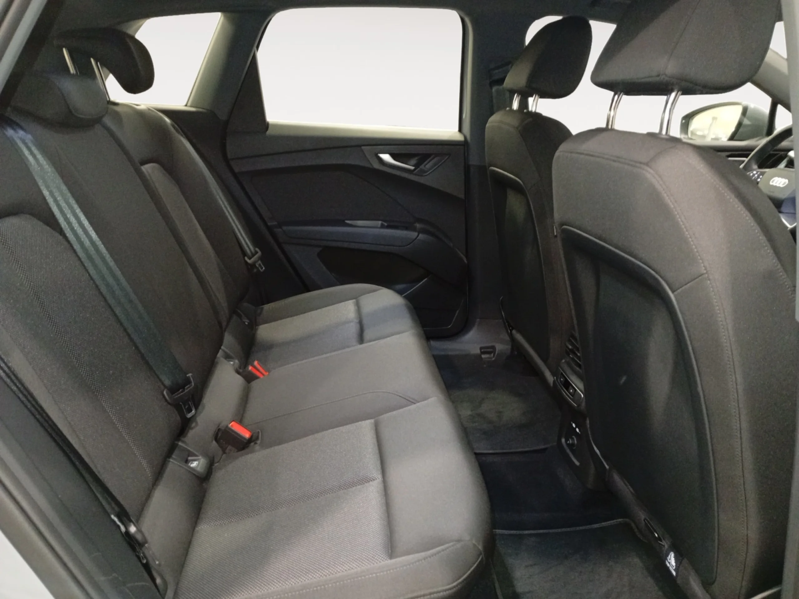 AUDI Q4 E TRON ADVANCED 40 E TRON 150KW 82KWH - Foto 6