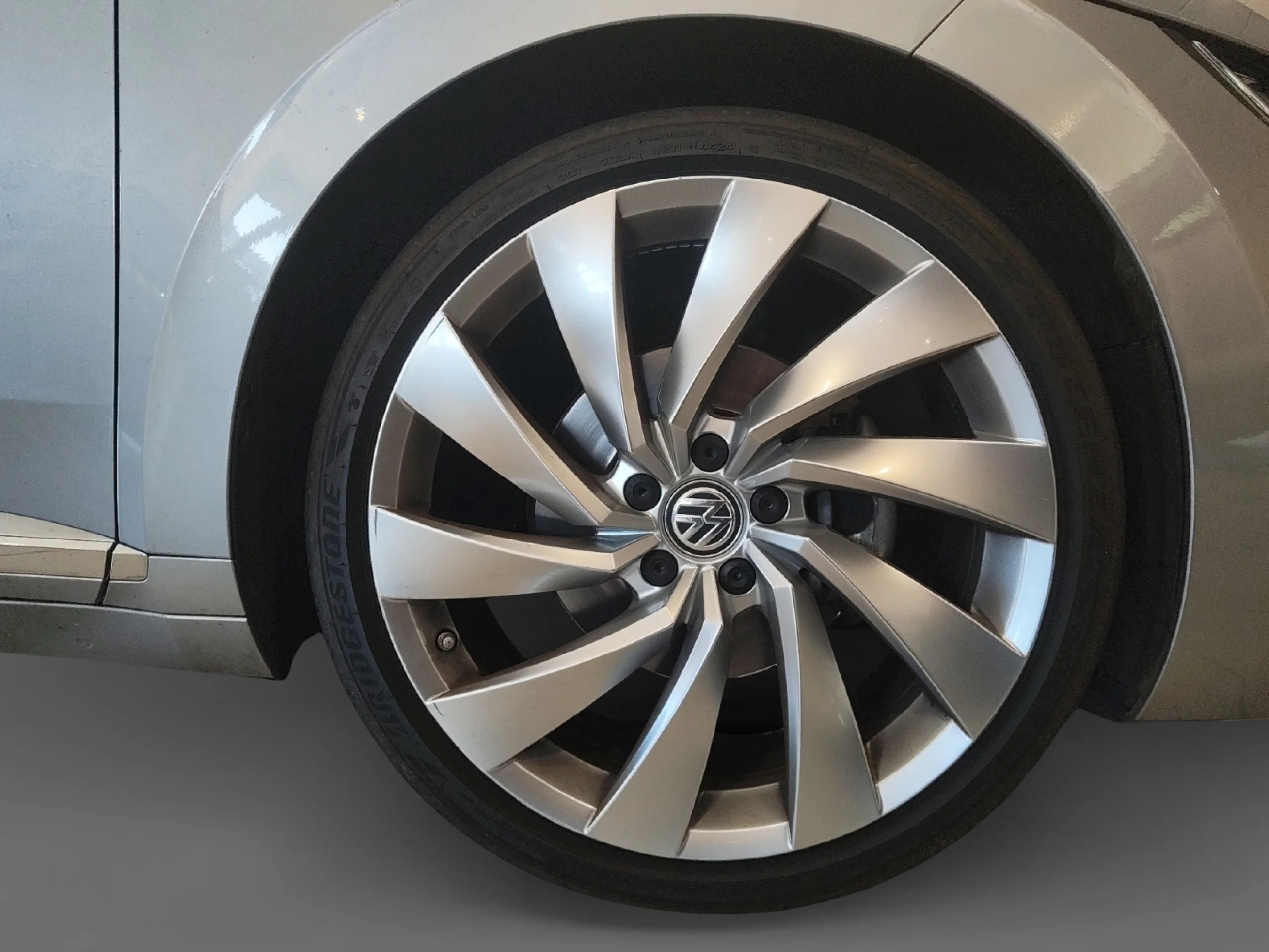 VOLKSWAGEN ARTEON R LINE 2.0 TSI 140KW (190CV) DSG - Foto 9
