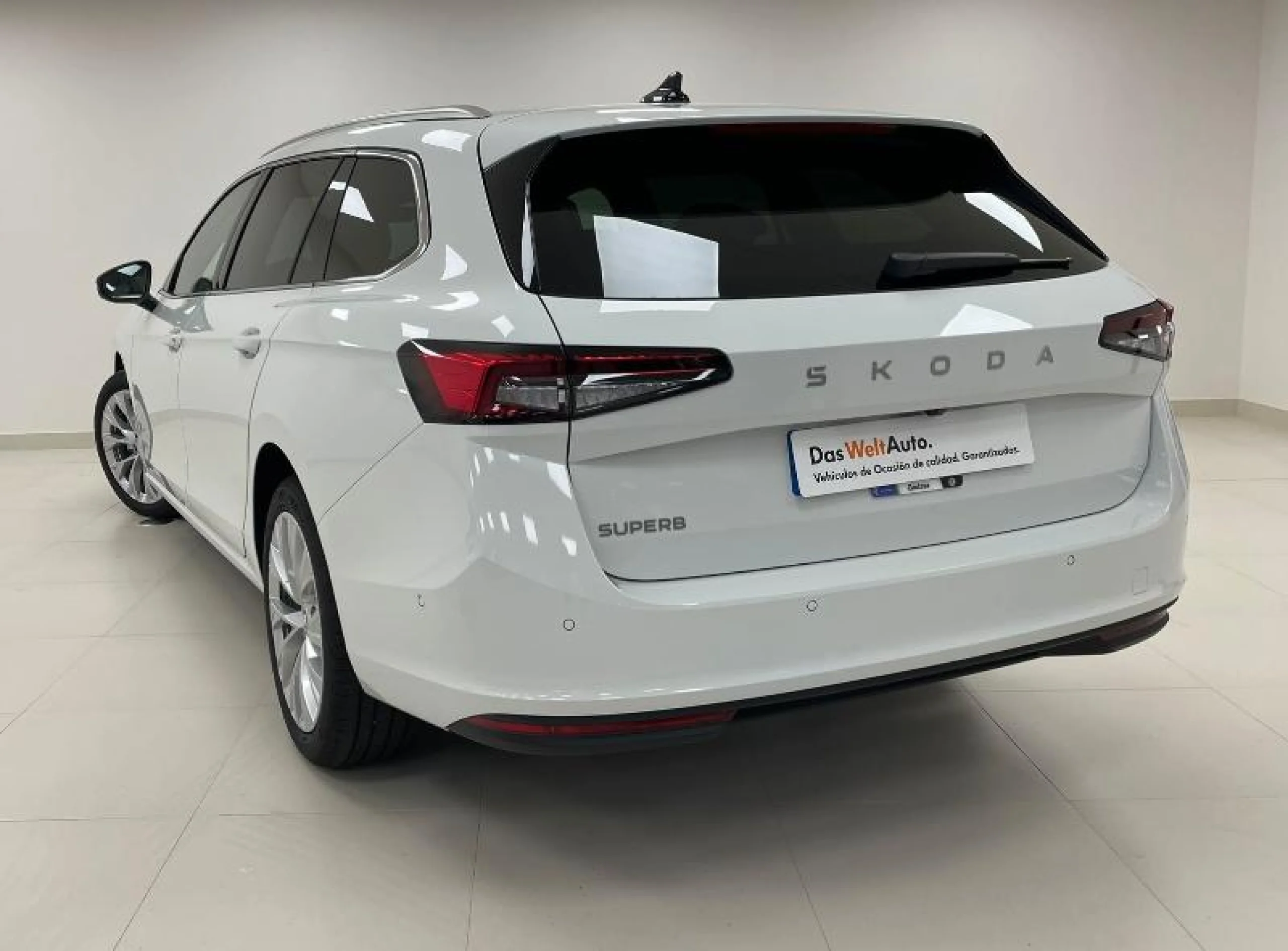 SKODA Superb COMBI 2.0 TDI 110KW (150CV) DSG AMBITION - Foto 3