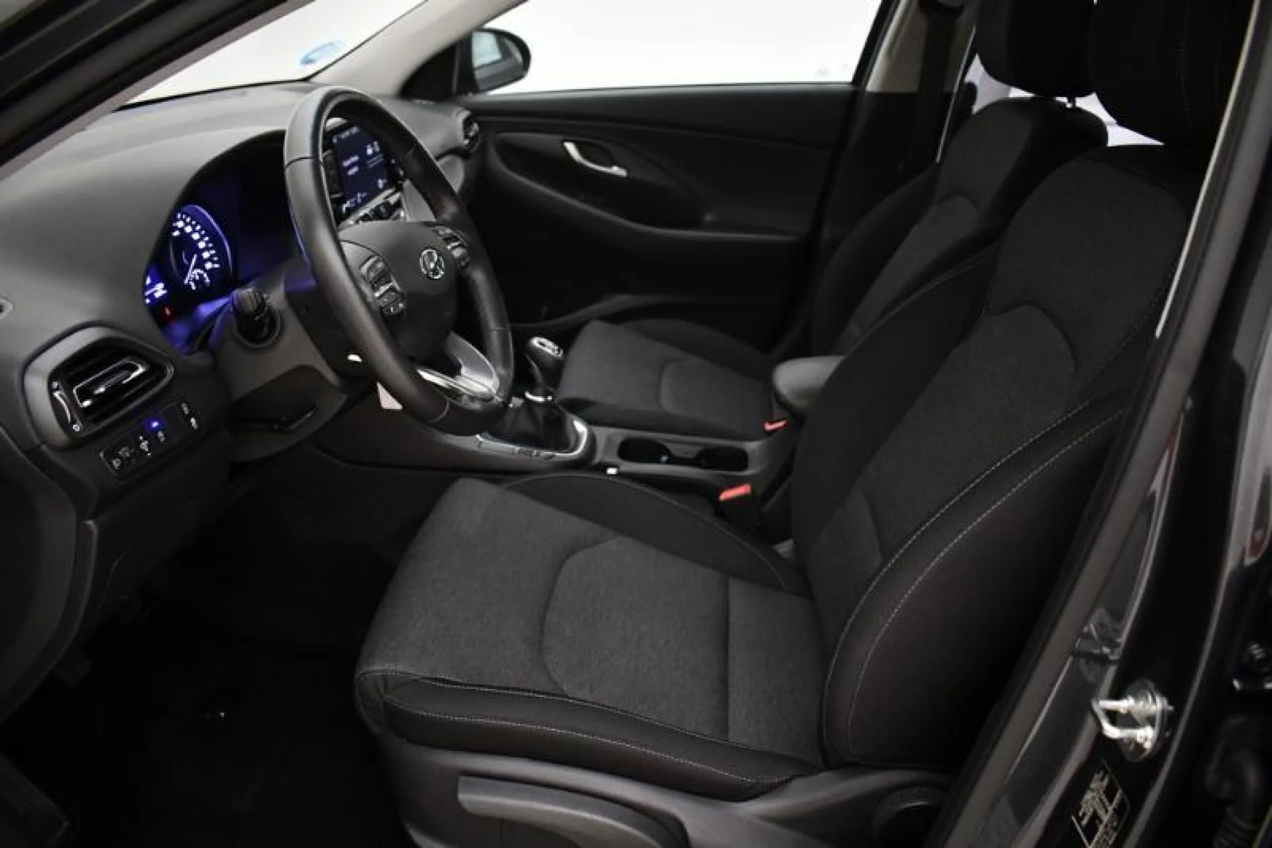 HYUNDAI I30 1.0 TGDI 48V KLASS - Foto 6